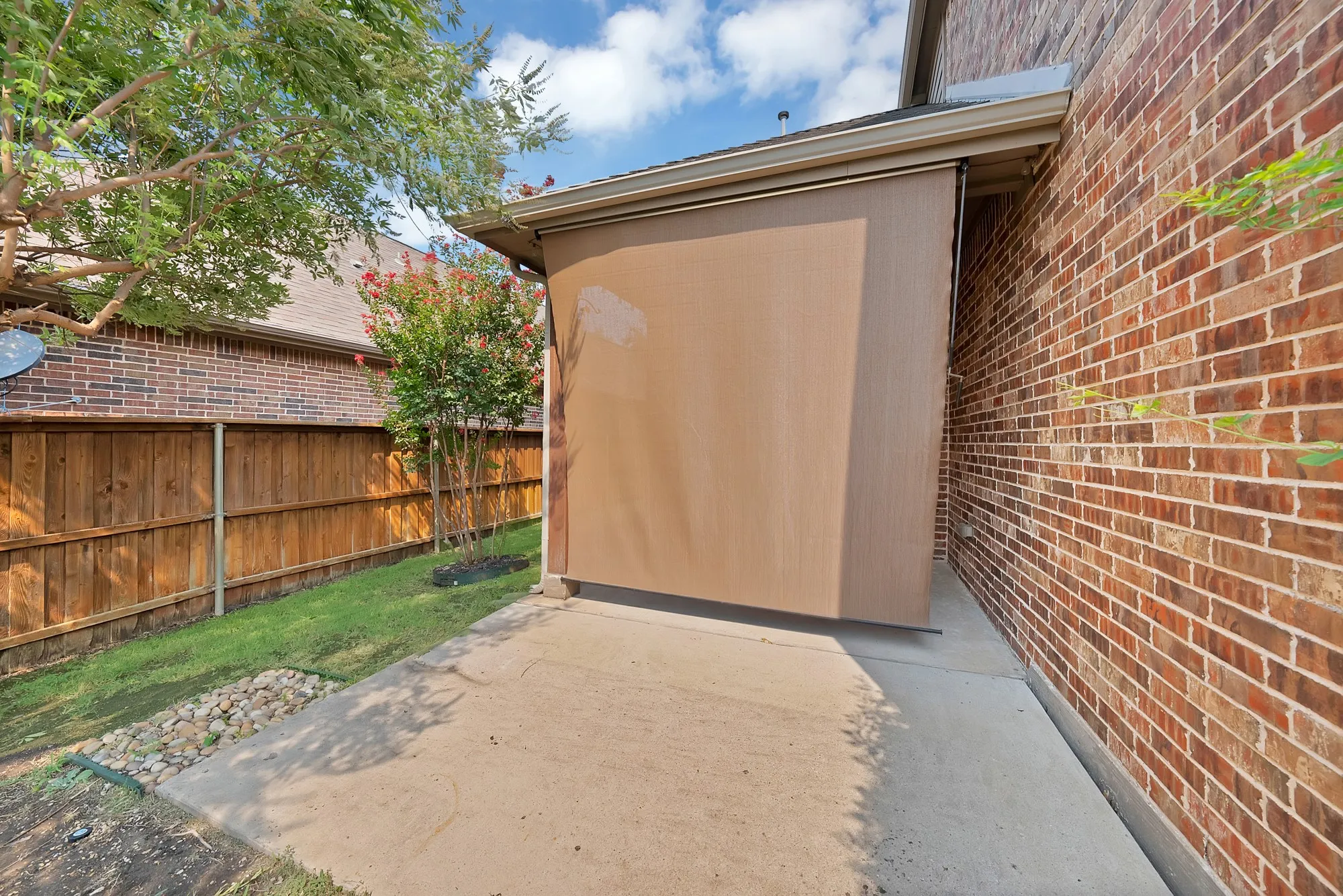 Single Family Residence For Sale in Collin County , 5004 Westport Drive, Mc Kinney, Texas 75070, 3 Bedroom, 3 Bathroom, 2 Garage spaces, 2,870 Sqft, built in 2008, mls#21368090, Real Estate Agent in Mc Kinney, Homes For Sale in Collin county, Homes For Sale in Mc Kinney, Realtor in Mc Kinney Texas, Real Estate Brokerage Independent Realty Texas, Luminita Cordes Realtor