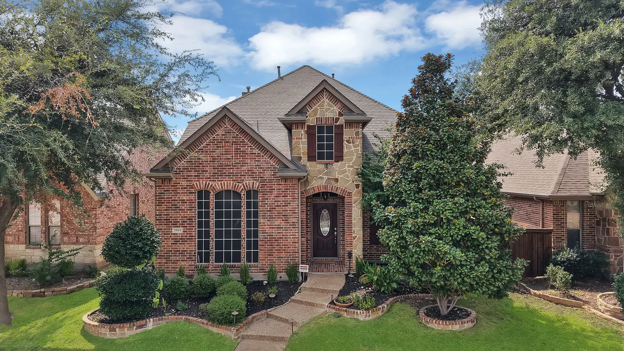 Single Family Residence For Sale in Collin County , 5004 Westport Drive, Mc Kinney, Texas 75070, 3 Bedroom, 3 Bathroom, 2 Garage spaces, 2,870 Sqft, built in 2008, mls#21368090, Real Estate Agent in Mc Kinney, Homes For Sale in Collin county, Homes For Sale in Mc Kinney, Realtor in Mc Kinney Texas, Real Estate Brokerage Independent Realty Texas, Luminita Cordes Realtor