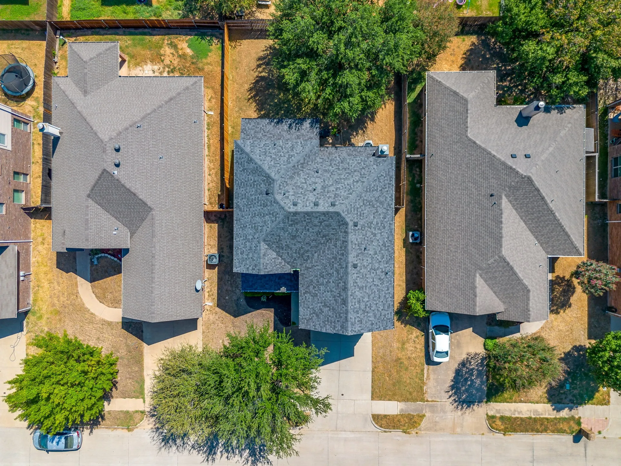 Single Family Residence For Sale in Parker County , 2217 Whitney Drive, Weatherford, Texas 76087, 4 Bedroom, 3 Bathroom, 2 Garage spaces, 2,465 Sqft, built in 2009, mls#21377268, Real Estate Agent in Weatherford, Homes For Sale in Parker county, Homes For Sale in Weatherford, Realtor in Weatherford Texas, Real Estate Brokerage Independent Realty Texas, Luminita Cordes Realtor