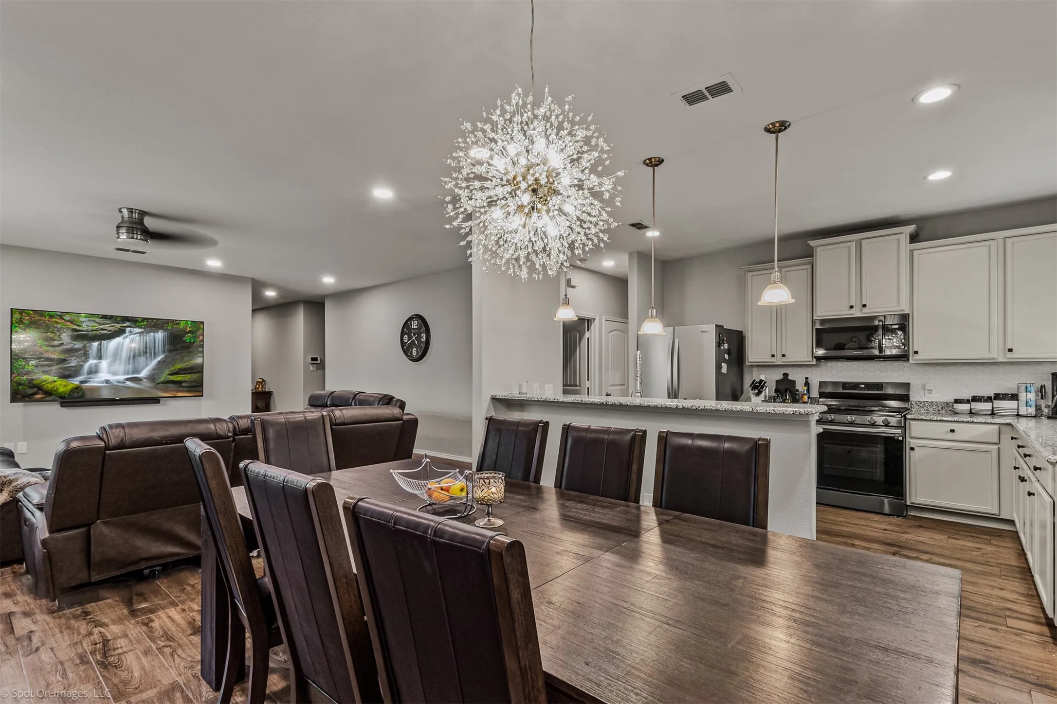 Single Family Residence For Sale in Collin County , 1800 Stephen Drive, Wylie, Texas 75098, 3 Bedroom, 2 Bathroom, 2 Garage spaces, 1,891 Sqft, built in 2016, mls#21373272, Real Estate Agent in Wylie, Homes For Sale in Collin county, Homes For Sale in Wylie, Realtor in Wylie Texas, Real Estate Brokerage Independent Realty Texas, Luminita Cordes Realtor