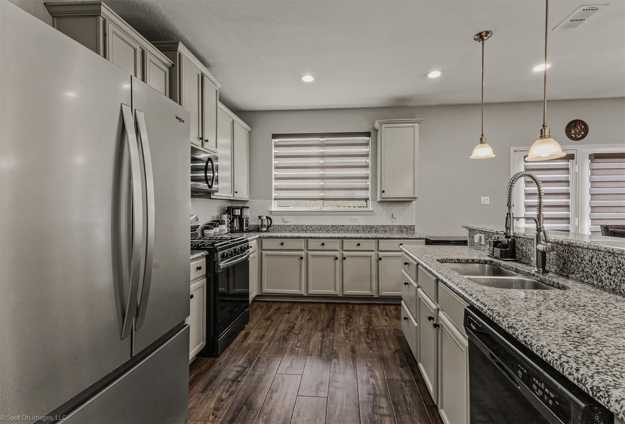 Single Family Residence For Sale in Collin County , 1800 Stephen Drive, Wylie, Texas 75098, 3 Bedroom, 2 Bathroom, 2 Garage spaces, 1,891 Sqft, built in 2016, mls#21373272, Real Estate Agent in Wylie, Homes For Sale in Collin county, Homes For Sale in Wylie, Realtor in Wylie Texas, Real Estate Brokerage Independent Realty Texas, Luminita Cordes Realtor