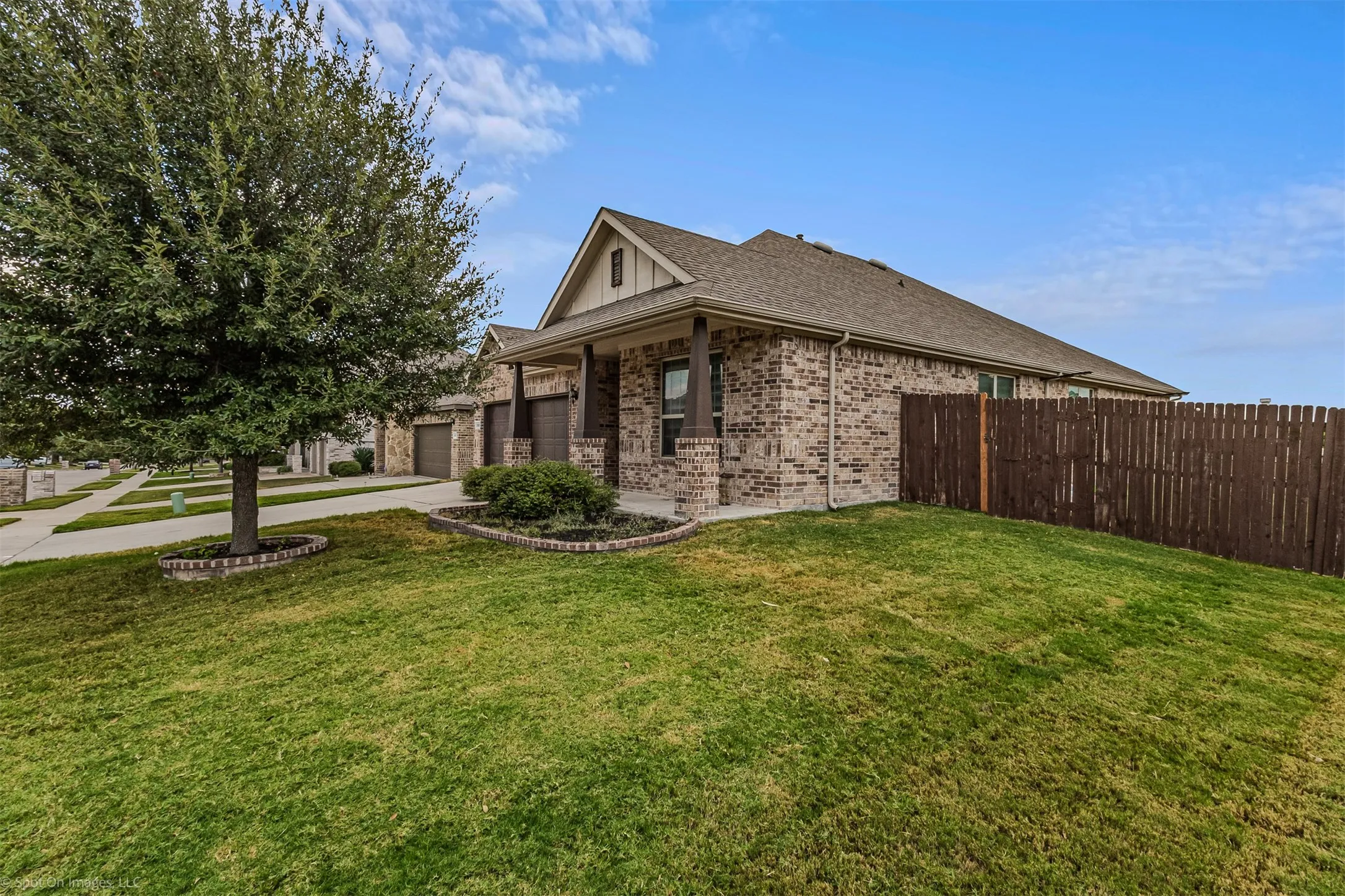 Single Family Residence For Sale in Collin County , 1800 Stephen Drive, Wylie, Texas 75098, 3 Bedroom, 2 Bathroom, 2 Garage spaces, 1,891 Sqft, built in 2016, mls#21373272, Real Estate Agent in Wylie, Homes For Sale in Collin county, Homes For Sale in Wylie, Realtor in Wylie Texas, Real Estate Brokerage Independent Realty Texas, Luminita Cordes Realtor