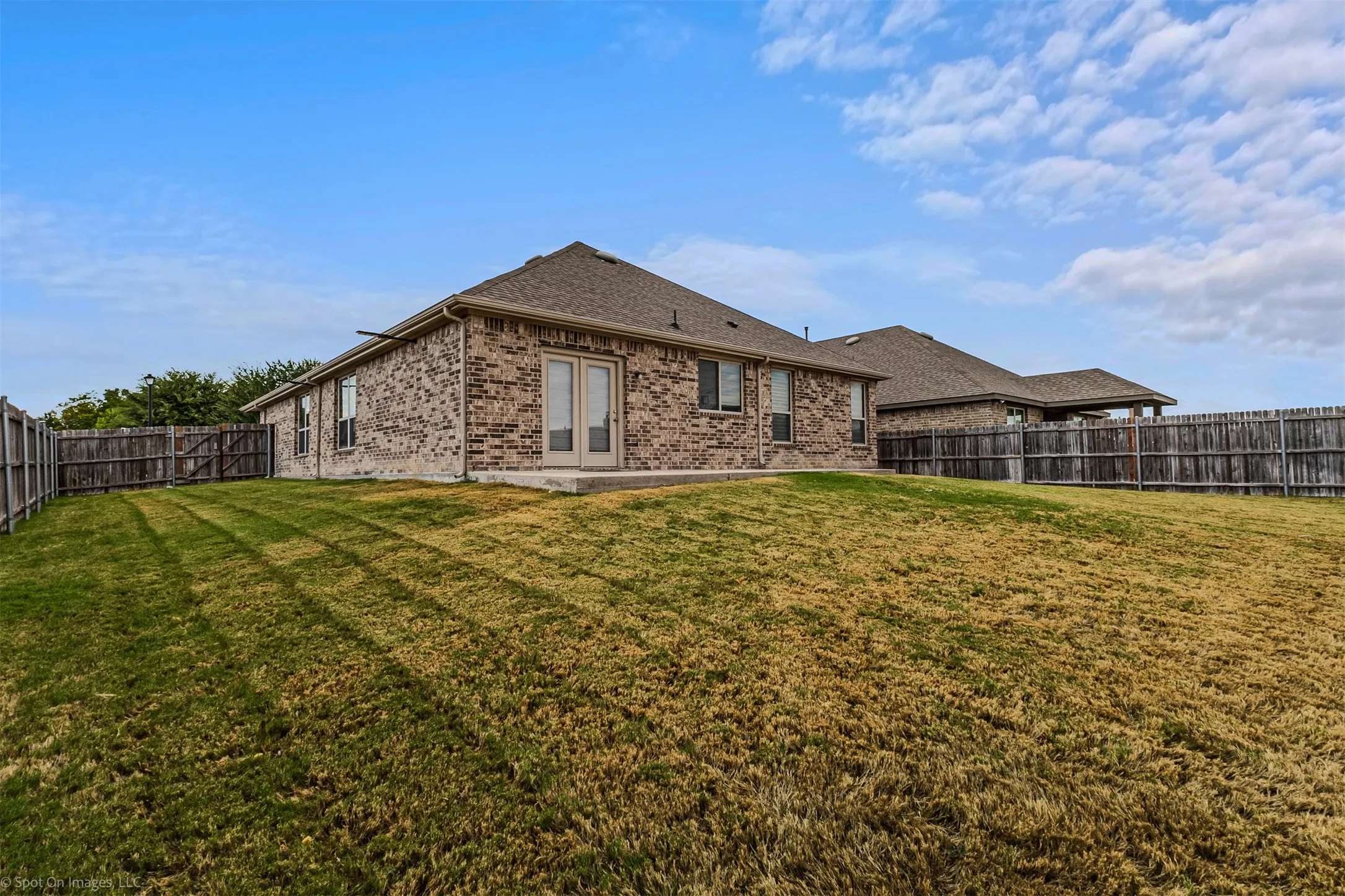 Single Family Residence For Sale in Collin County , 1800 Stephen Drive, Wylie, Texas 75098, 3 Bedroom, 2 Bathroom, 2 Garage spaces, 1,891 Sqft, built in 2016, mls#21373272, Real Estate Agent in Wylie, Homes For Sale in Collin county, Homes For Sale in Wylie, Realtor in Wylie Texas, Real Estate Brokerage Independent Realty Texas, Luminita Cordes Realtor