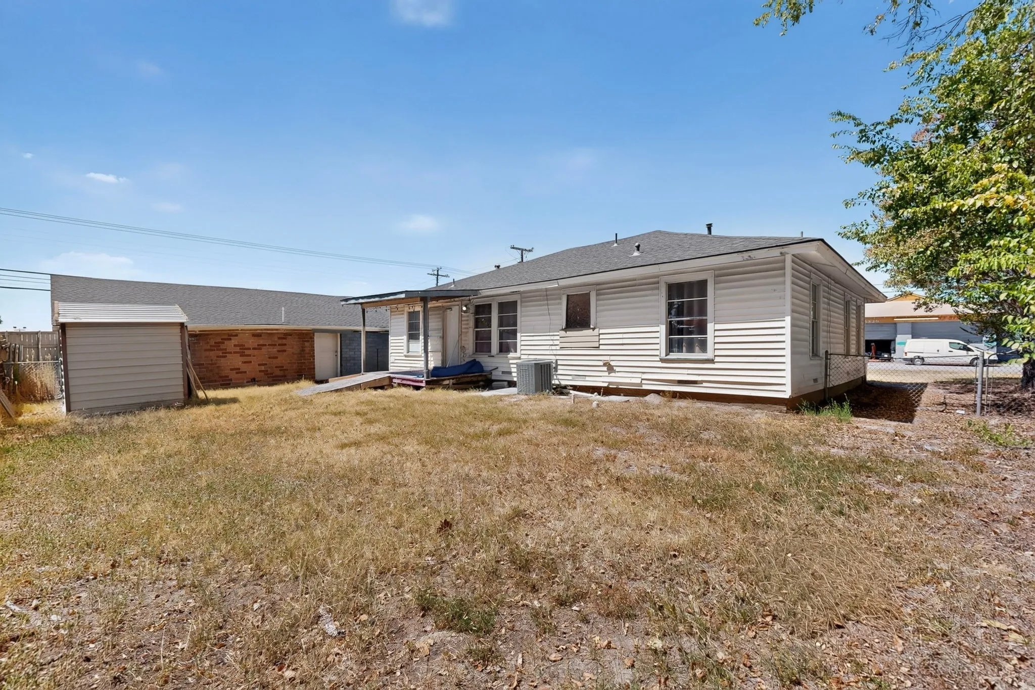 For Sale in Dallas County , 3004 Hickory Tree Road, Balch Springs, Texas 75180, 3 Bedroom, 2 Bathroom, Garage spaces, 4,215 Sqft, built in 1953, mls#21377250, Real Estate Agent in Balch Springs, Homes For Sale in Dallas county, Homes For Sale in Balch Springs, Realtor in Balch Springs Texas, Real Estate Brokerage Independent Realty Texas, Luminita Cordes Realtor