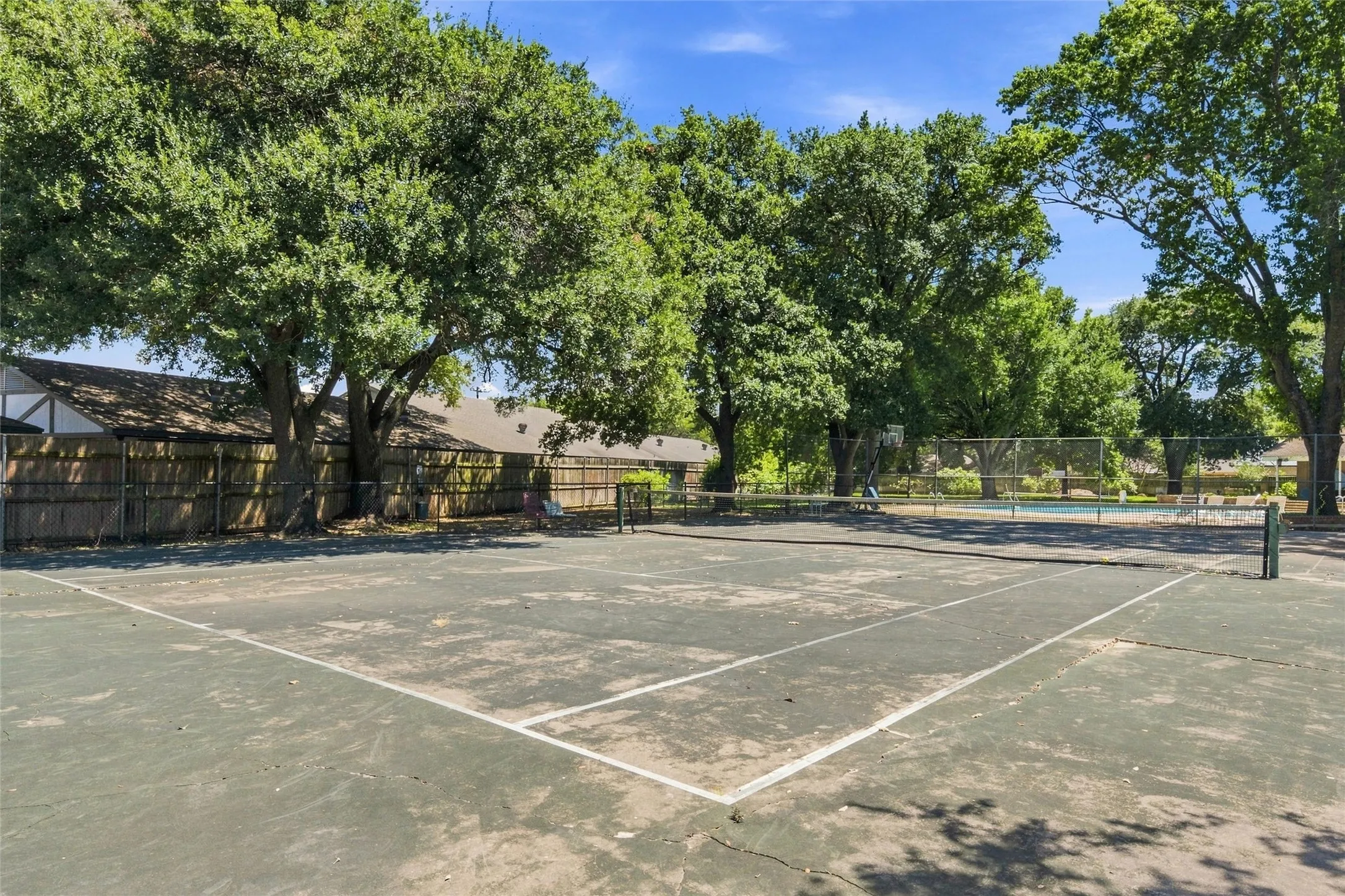 Tennis court