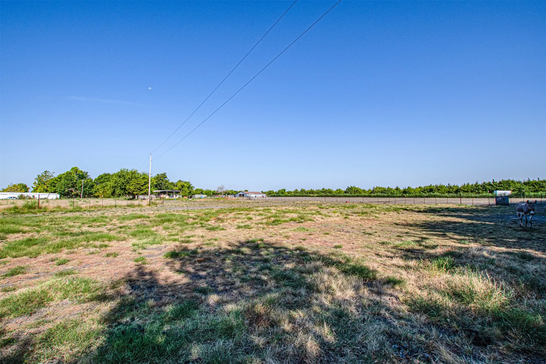 Improved Land For Sale in Hunt County , 5271 N US Highway 69, Celeste, Texas 75423, 0, 0, Garage spaces, 0 Sqft, built in 0, mls#21372664, Real Estate Agent in Celeste, Homes For Sale in Hunt county, Homes For Sale in Celeste, Realtor in Celeste Texas, Real Estate Brokerage Independent Realty Texas, Luminita Cordes Realtor