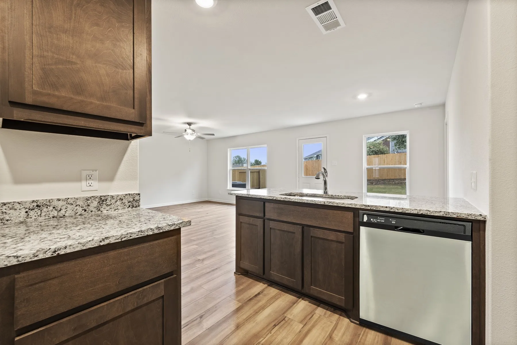 Single Family Residence For Rent in Tarrant County , 11125 Santana Drive, Fort Worth, Texas 76108, 3 Bedroom, 2 Bathroom, 2 Garage spaces, 1,229 Sqft, built in 2026, mls#21377557, Real Estate Agent in Fort Worth, Homes For Rent in Tarrant county, Homes For Rent in Fort Worth, Realtor in Fort Worth Texas, Real Estate Brokerage Independent Realty Texas, Luminita Cordes Realtor