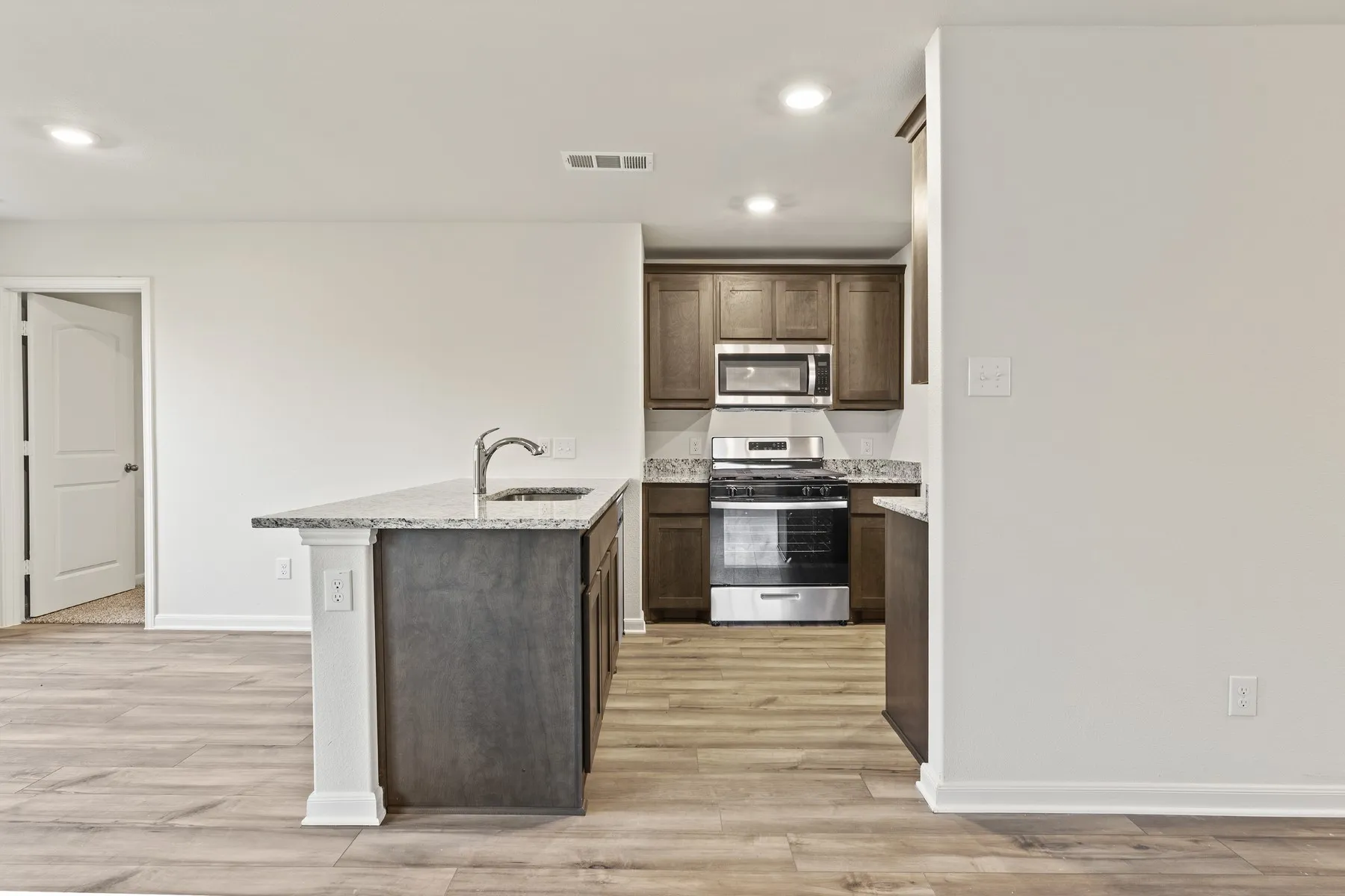 Single Family Residence For Rent in Tarrant County , 11125 Santana Drive, Fort Worth, Texas 76108, 3 Bedroom, 2 Bathroom, 2 Garage spaces, 1,229 Sqft, built in 2026, mls#21377557, Real Estate Agent in Fort Worth, Homes For Rent in Tarrant county, Homes For Rent in Fort Worth, Realtor in Fort Worth Texas, Real Estate Brokerage Independent Realty Texas, Luminita Cordes Realtor