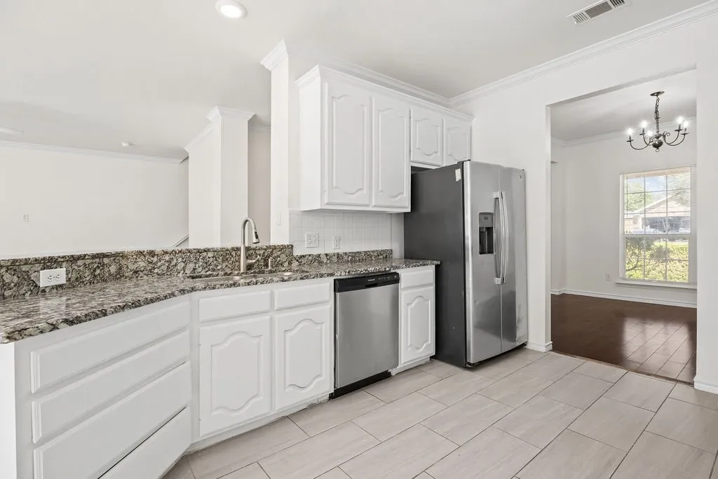 Single Family Residence For Sale in Collin County , 15701 Wyoming Drive, Frisco, Texas 75035, 4 Bedroom, 3 Bathroom, 2 Garage spaces, 2,850 Sqft, built in 2003, mls#21370684, Real Estate Agent in Frisco, Homes For Sale in Collin county, Homes For Sale in Frisco, Realtor in Frisco Texas, Real Estate Brokerage Independent Realty Texas, Luminita Cordes Realtor