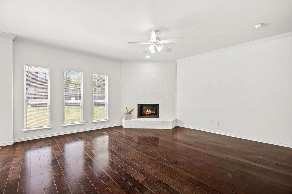 Single Family Residence For Sale in Collin County , 15701 Wyoming Drive, Frisco, Texas 75035, 4 Bedroom, 3 Bathroom, 2 Garage spaces, 2,850 Sqft, built in 2003, mls#21370684, Real Estate Agent in Frisco, Homes For Sale in Collin county, Homes For Sale in Frisco, Realtor in Frisco Texas, Real Estate Brokerage Independent Realty Texas, Luminita Cordes Realtor