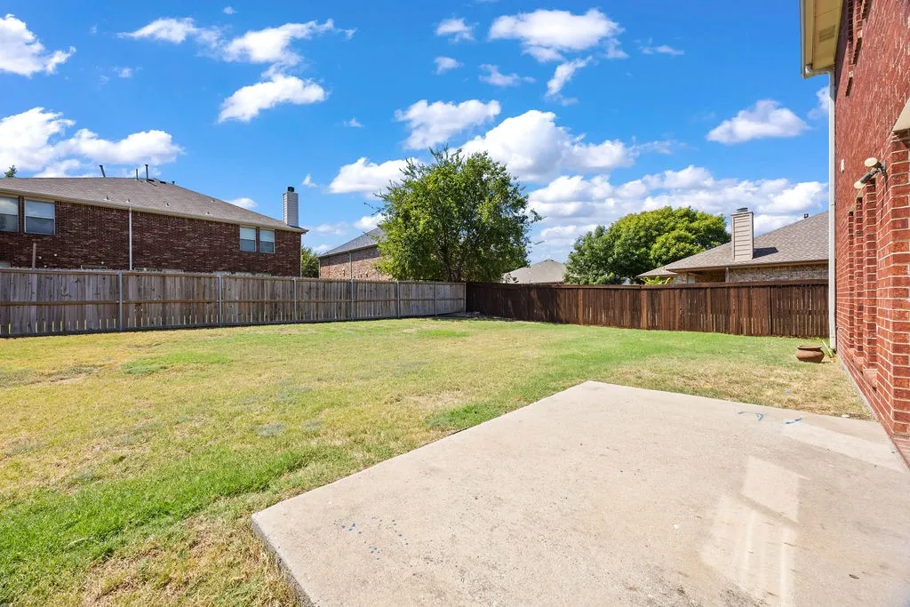 Single Family Residence For Sale in Collin County , 15701 Wyoming Drive, Frisco, Texas 75035, 4 Bedroom, 3 Bathroom, 2 Garage spaces, 2,850 Sqft, built in 2003, mls#21370684, Real Estate Agent in Frisco, Homes For Sale in Collin county, Homes For Sale in Frisco, Realtor in Frisco Texas, Real Estate Brokerage Independent Realty Texas, Luminita Cordes Realtor