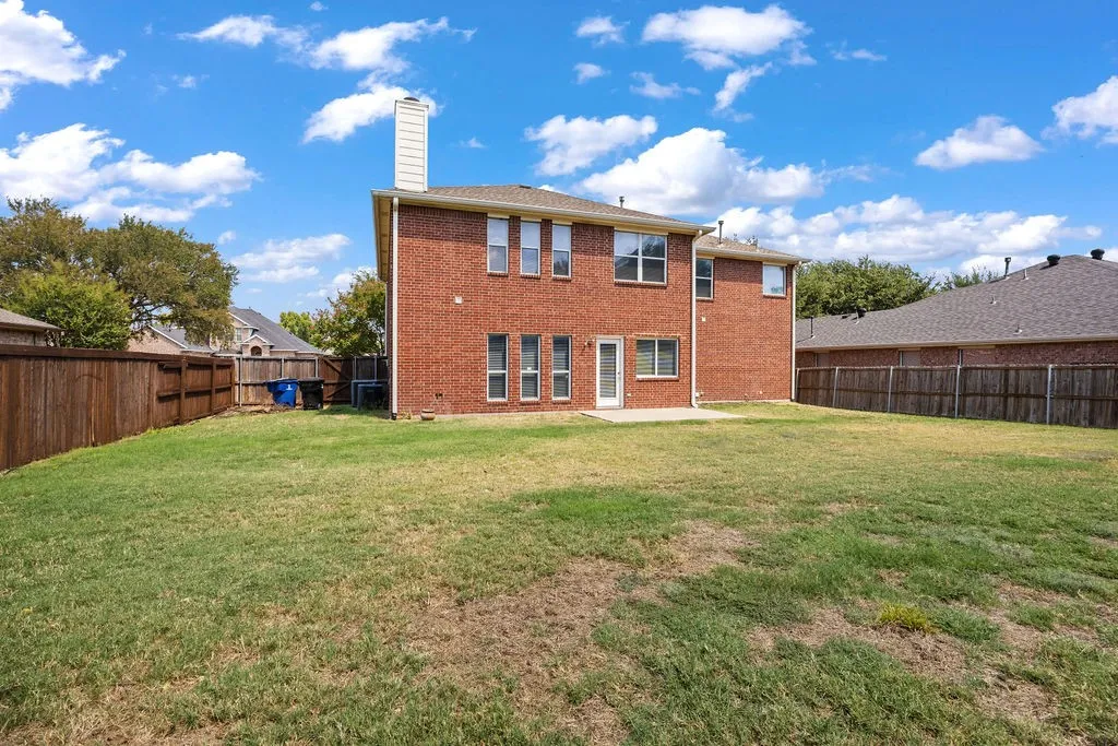 Single Family Residence For Sale in Collin County , 15701 Wyoming Drive, Frisco, Texas 75035, 4 Bedroom, 3 Bathroom, 2 Garage spaces, 2,850 Sqft, built in 2003, mls#21370684, Real Estate Agent in Frisco, Homes For Sale in Collin county, Homes For Sale in Frisco, Realtor in Frisco Texas, Real Estate Brokerage Independent Realty Texas, Luminita Cordes Realtor