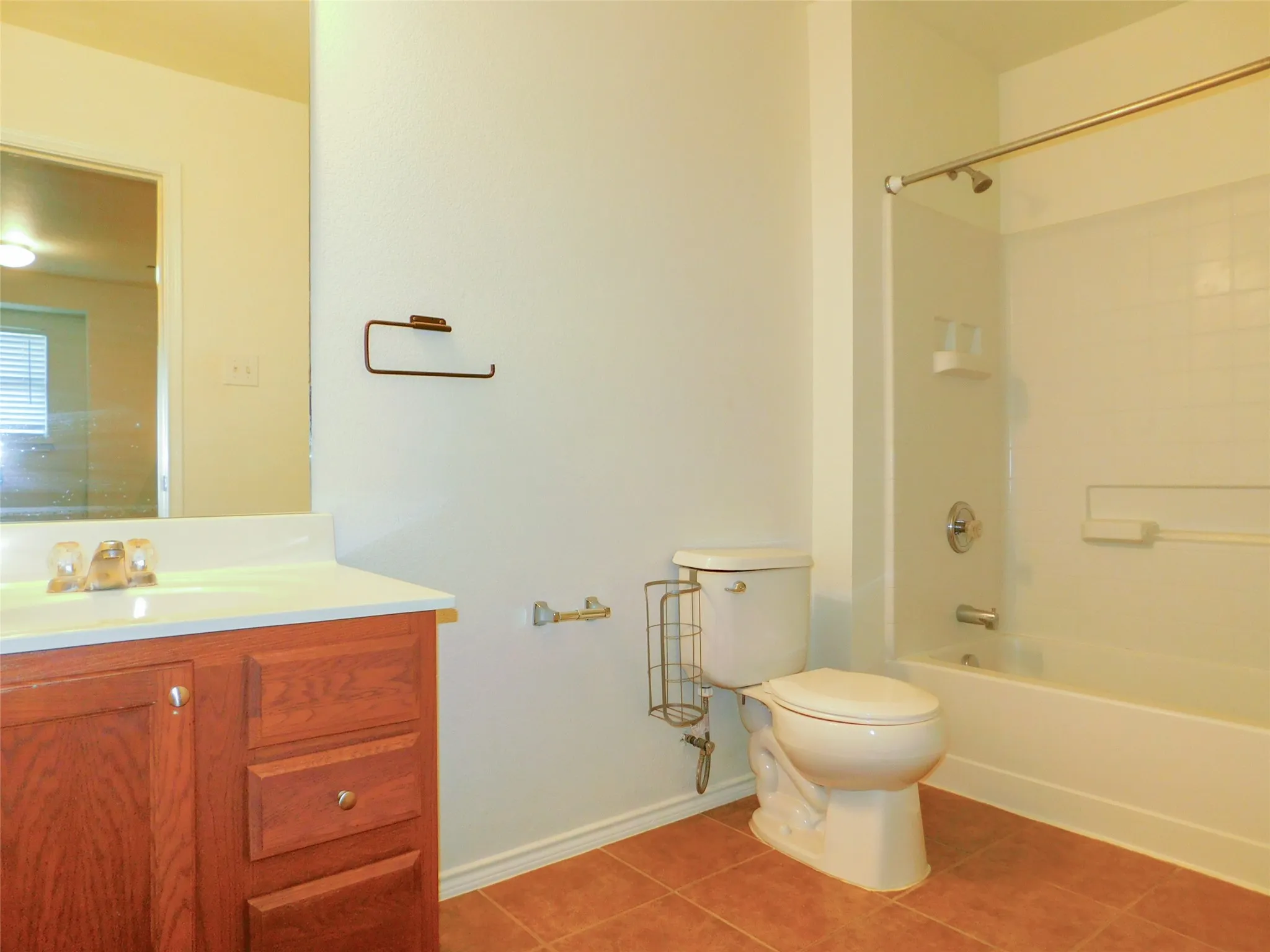 Townhouse For Rent in Denton County , 5932 Lost Valley Drive, The Colony, Texas 75056, 3 Bedroom, 3 Bathroom, 2 Garage spaces, 1,839 Sqft, built in 2009, mls#21377549, Real Estate Agent in The Colony, Homes For Rent in Denton county, Homes For Rent in The Colony, Realtor in The Colony Texas, Real Estate Brokerage Independent Realty Texas, Luminita Cordes Realtor