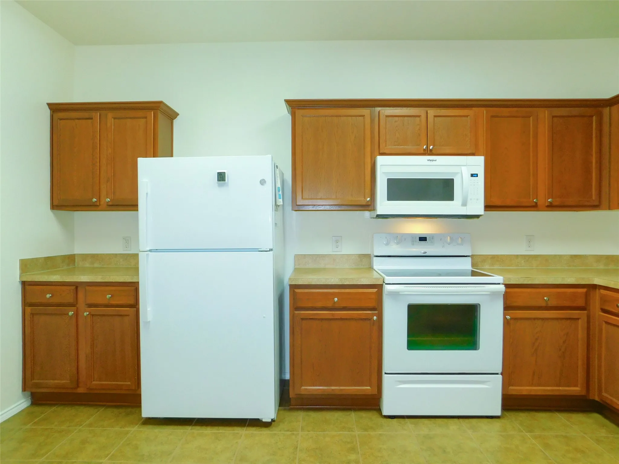 Townhouse For Rent in Denton County , 5932 Lost Valley Drive, The Colony, Texas 75056, 3 Bedroom, 3 Bathroom, 2 Garage spaces, 1,839 Sqft, built in 2009, mls#21377549, Real Estate Agent in The Colony, Homes For Rent in Denton county, Homes For Rent in The Colony, Realtor in The Colony Texas, Real Estate Brokerage Independent Realty Texas, Luminita Cordes Realtor