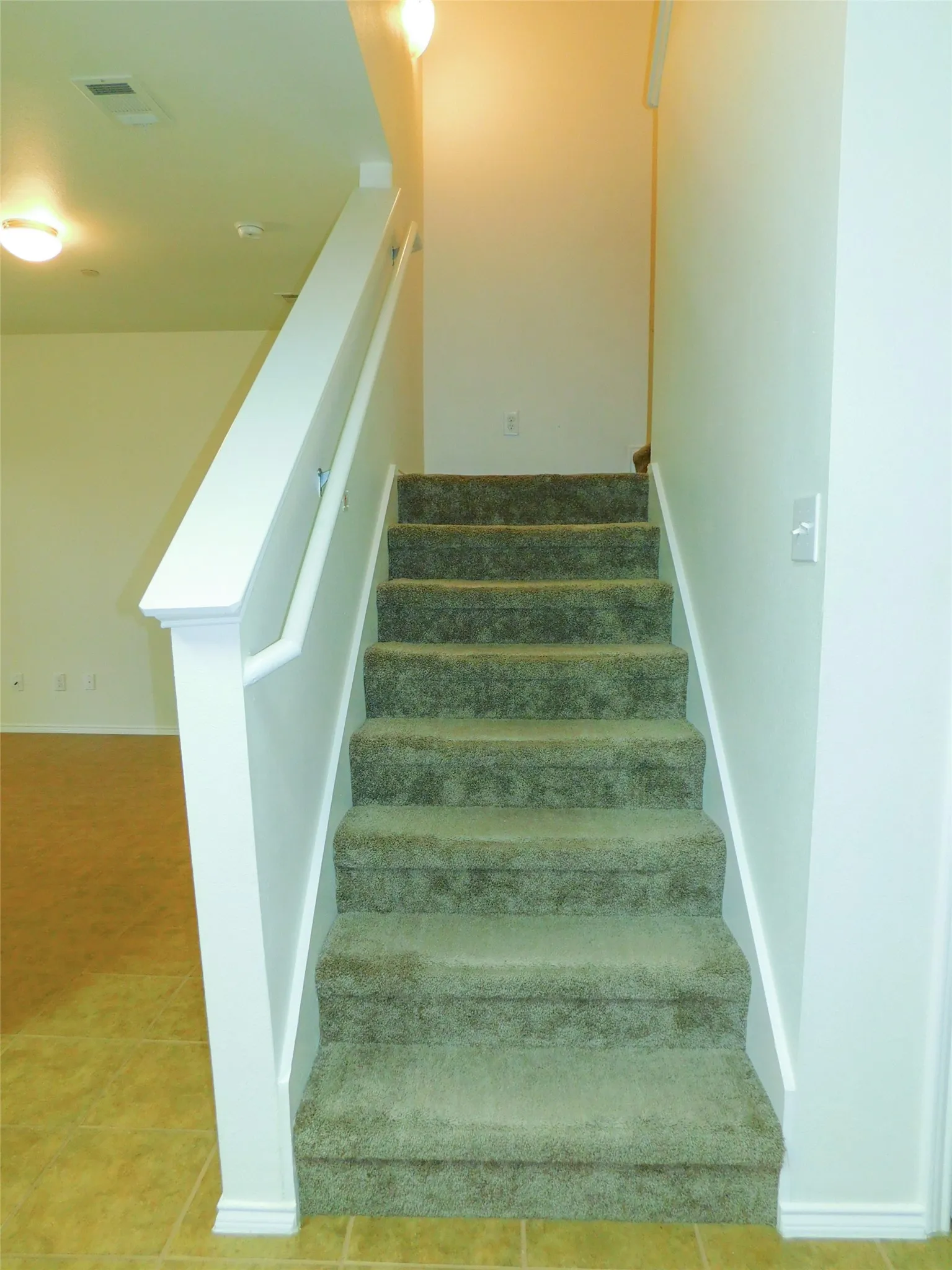 Townhouse For Rent in Denton County , 5932 Lost Valley Drive, The Colony, Texas 75056, 3 Bedroom, 3 Bathroom, 2 Garage spaces, 1,839 Sqft, built in 2009, mls#21377549, Real Estate Agent in The Colony, Homes For Rent in Denton county, Homes For Rent in The Colony, Realtor in The Colony Texas, Real Estate Brokerage Independent Realty Texas, Luminita Cordes Realtor