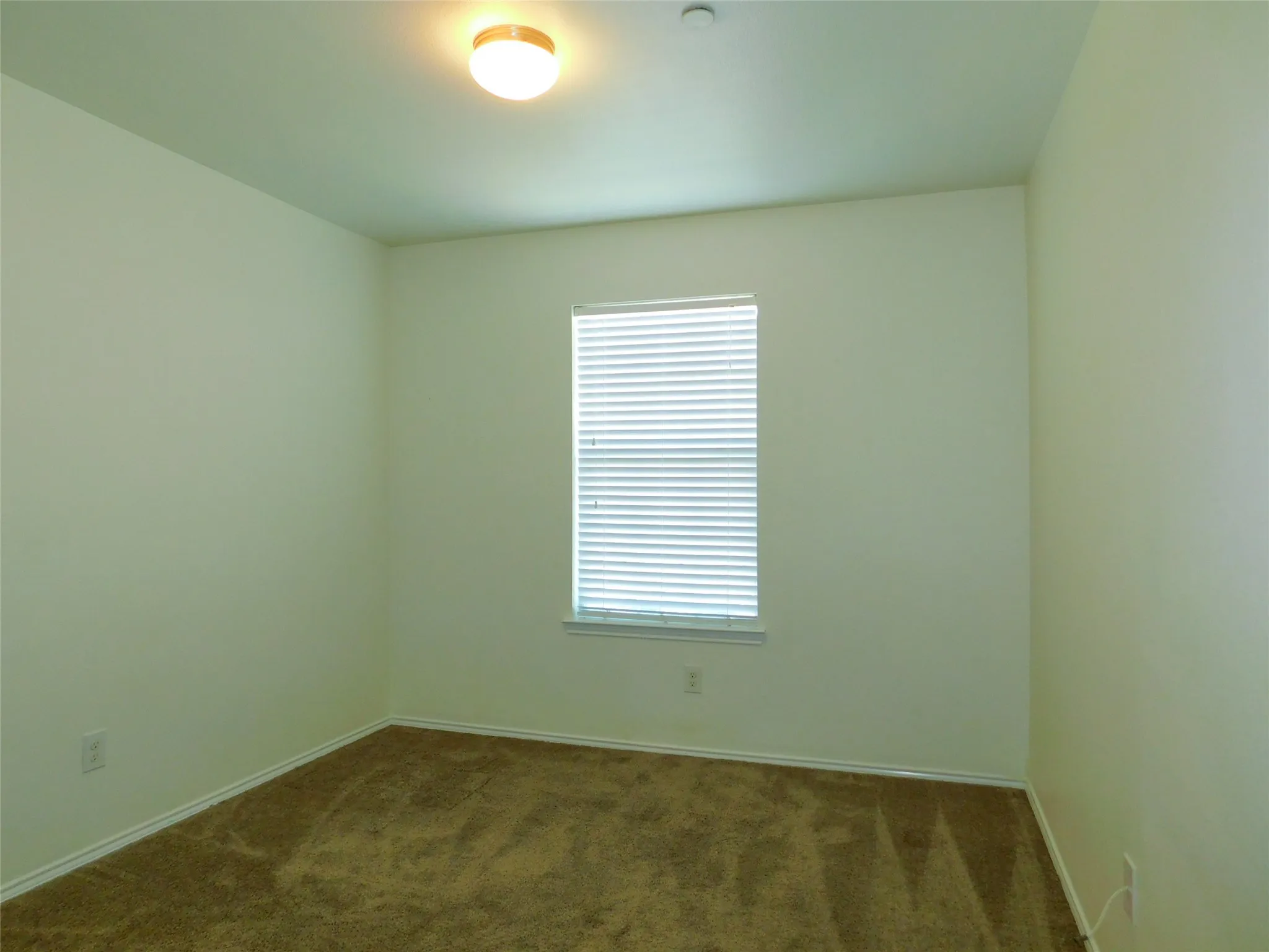 Townhouse For Rent in Denton County , 5932 Lost Valley Drive, The Colony, Texas 75056, 3 Bedroom, 3 Bathroom, 2 Garage spaces, 1,839 Sqft, built in 2009, mls#21377549, Real Estate Agent in The Colony, Homes For Rent in Denton county, Homes For Rent in The Colony, Realtor in The Colony Texas, Real Estate Brokerage Independent Realty Texas, Luminita Cordes Realtor