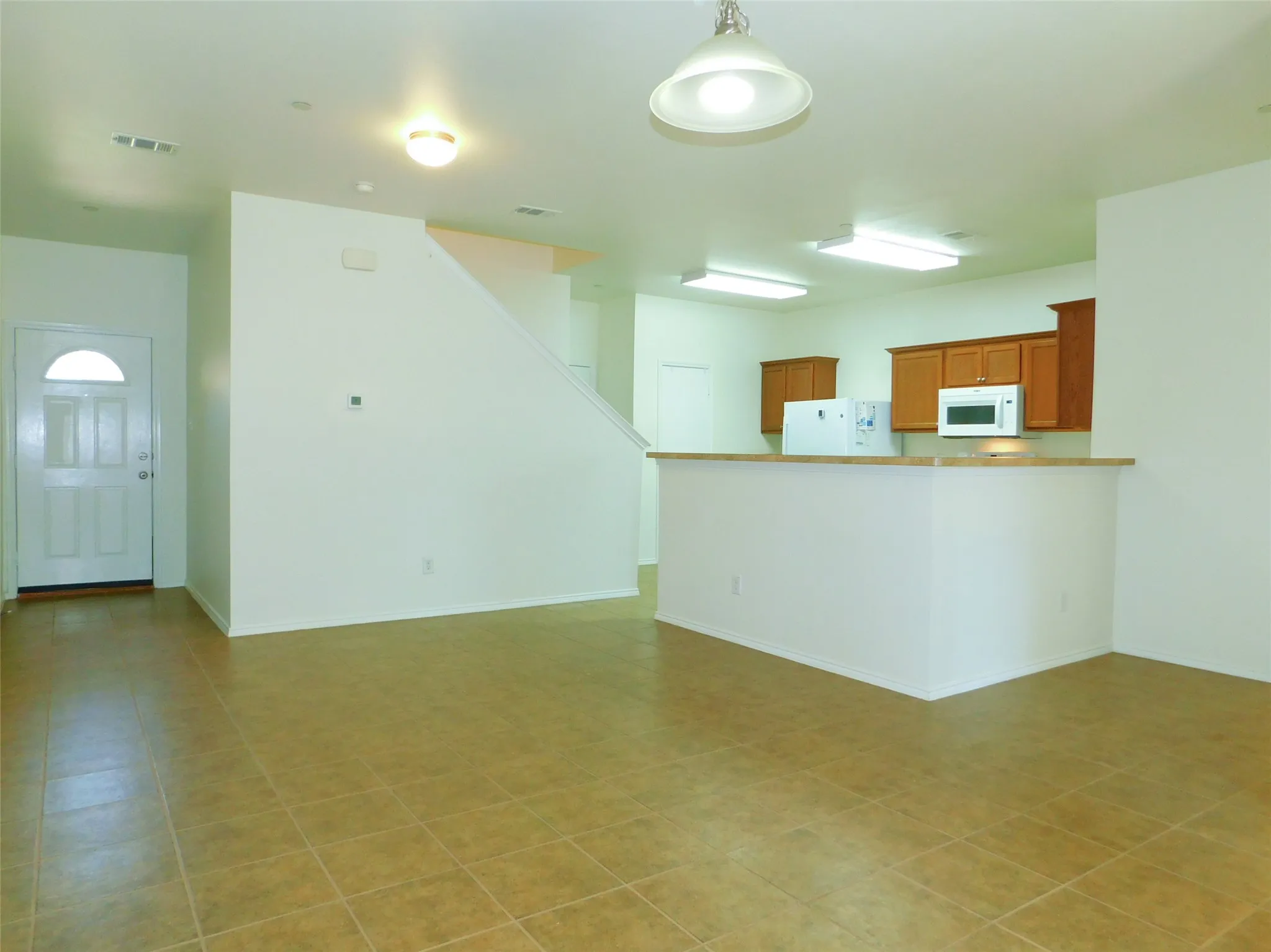 Townhouse For Rent in Denton County , 5932 Lost Valley Drive, The Colony, Texas 75056, 3 Bedroom, 3 Bathroom, 2 Garage spaces, 1,839 Sqft, built in 2009, mls#21377549, Real Estate Agent in The Colony, Homes For Rent in Denton county, Homes For Rent in The Colony, Realtor in The Colony Texas, Real Estate Brokerage Independent Realty Texas, Luminita Cordes Realtor
