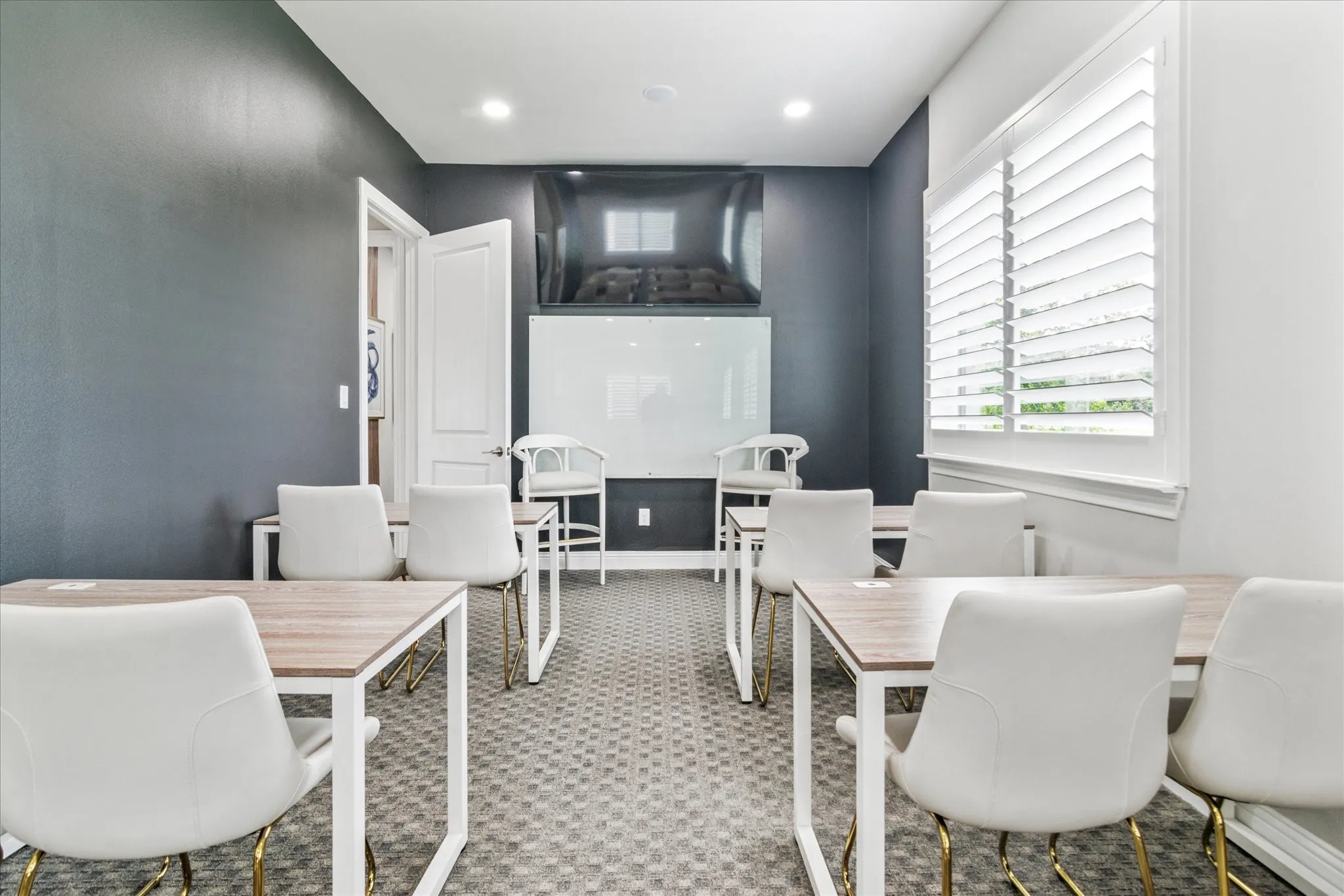 Office For Sale in Collin County , 2001 Auburn Hills Parkway 303, Mc Kinney, Texas 75071, 0, 0, Garage spaces, 0 Sqft, built in 2022, mls#21377583, Real Estate Agent in Mc Kinney, Homes For Sale in Collin county, Homes For Sale in Mc Kinney, Realtor in Mc Kinney Texas, Real Estate Brokerage Independent Realty Texas, Luminita Cordes Realtor
