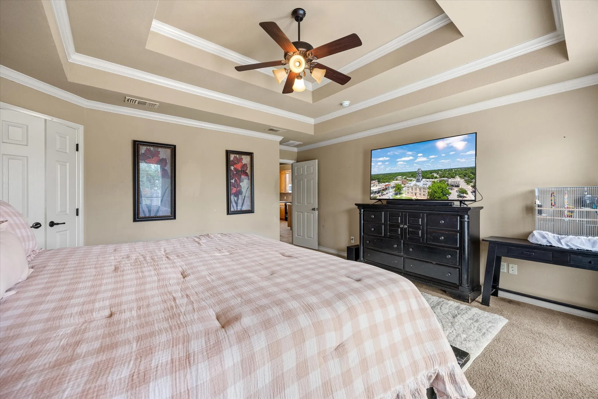 Single Family Residence For Sale in Hood County , 2804 Tour Court, Granbury, Texas 76049, 3 Bedroom, 2 Bathroom, 2 Garage spaces, 1,874 Sqft, built in 2007, mls#21376317, Real Estate Agent in Granbury, Homes For Sale in Hood county, Homes For Sale in Granbury, Realtor in Granbury Texas, Real Estate Brokerage Independent Realty Texas, Luminita Cordes Realtor