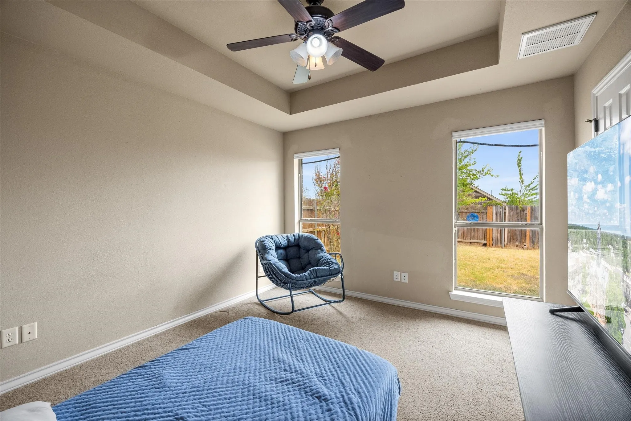 Single Family Residence For Sale in Hood County , 2804 Tour Court, Granbury, Texas 76049, 3 Bedroom, 2 Bathroom, 2 Garage spaces, 1,874 Sqft, built in 2007, mls#21376317, Real Estate Agent in Granbury, Homes For Sale in Hood county, Homes For Sale in Granbury, Realtor in Granbury Texas, Real Estate Brokerage Independent Realty Texas, Luminita Cordes Realtor
