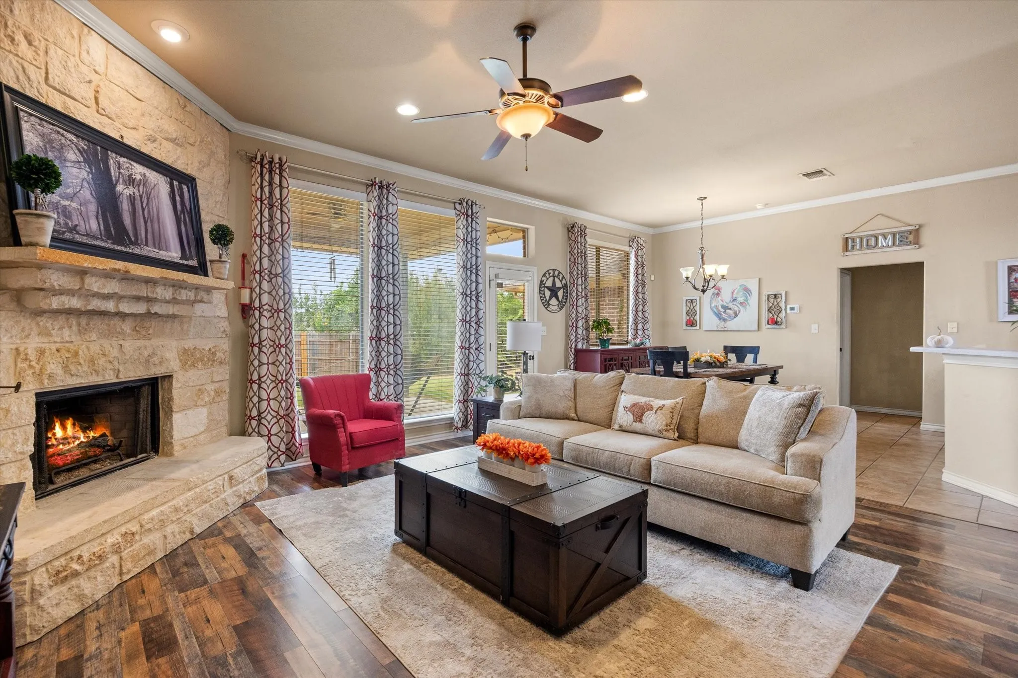 Single Family Residence For Sale in Hood County , 2804 Tour Court, Granbury, Texas 76049, 3 Bedroom, 2 Bathroom, 2 Garage spaces, 1,874 Sqft, built in 2007, mls#21376317, Real Estate Agent in Granbury, Homes For Sale in Hood county, Homes For Sale in Granbury, Realtor in Granbury Texas, Real Estate Brokerage Independent Realty Texas, Luminita Cordes Realtor