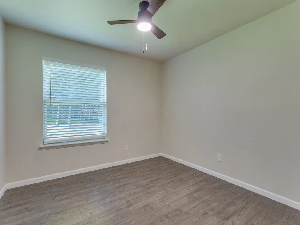 Single Family Residence For Rent in Tarrant County , 2946 Canyon Drive, Grapevine, Texas 76051, 4 Bedroom, 2 Bathroom, 2 Garage spaces, 1,744 Sqft, built in 1976, mls#21376767, Real Estate Agent in Grapevine, Homes For Rent in Tarrant county, Homes For Rent in Grapevine, Realtor in Grapevine Texas, Real Estate Brokerage Independent Realty Texas, Luminita Cordes Realtor