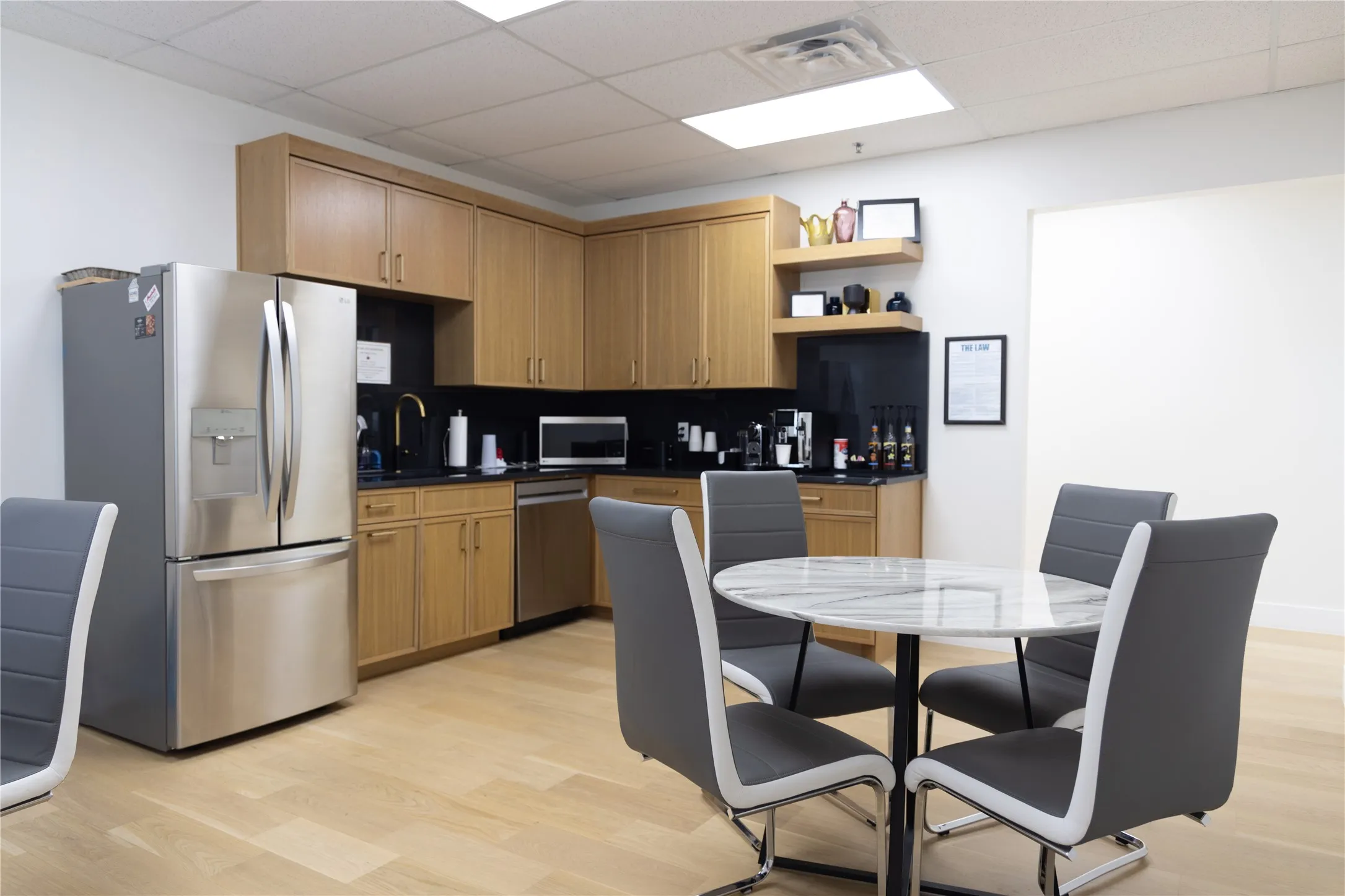 Office For Sale in Tarrant County , 515 W Southlake Boulevard A1, Southlake, Texas 76092, 0, 0, Garage spaces, 0 Sqft, built in 2001, mls#21377590, Real Estate Agent in Southlake, Homes For Sale in Tarrant county, Homes For Sale in Southlake, Realtor in Southlake Texas, Real Estate Brokerage Independent Realty Texas, Luminita Cordes Realtor