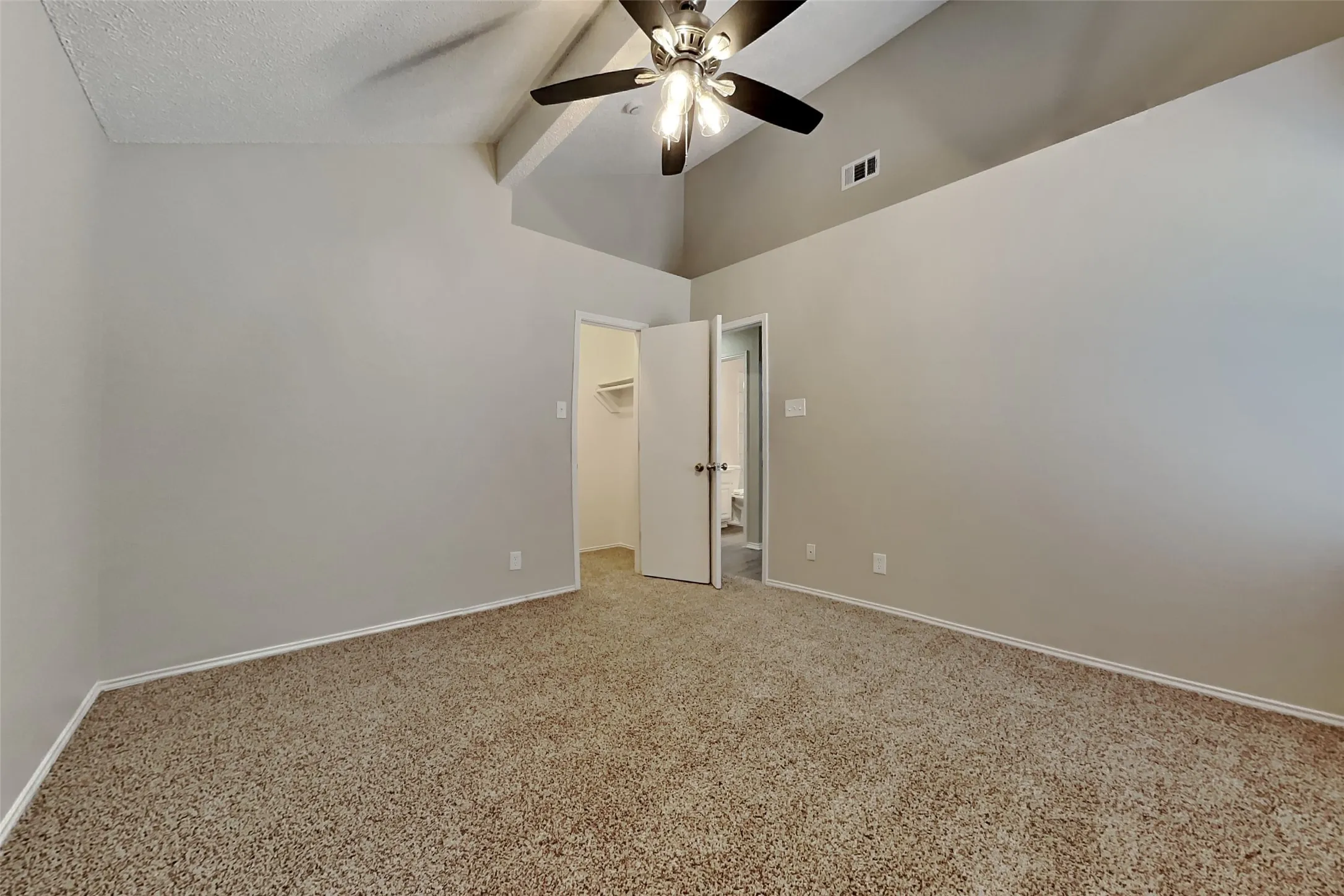 Single Family Residence For Rent in Tarrant County , 6011 Parkmeadow Drive, Arlington, Texas 76018, 4 Bedroom, 3 Bathroom, 2 Garage spaces, 1,796 Sqft, built in 1989, mls#21377575, Real Estate Agent in Arlington, Homes For Rent in Tarrant county, Homes For Rent in Arlington, Realtor in Arlington Texas, Real Estate Brokerage Independent Realty Texas, Luminita Cordes Realtor