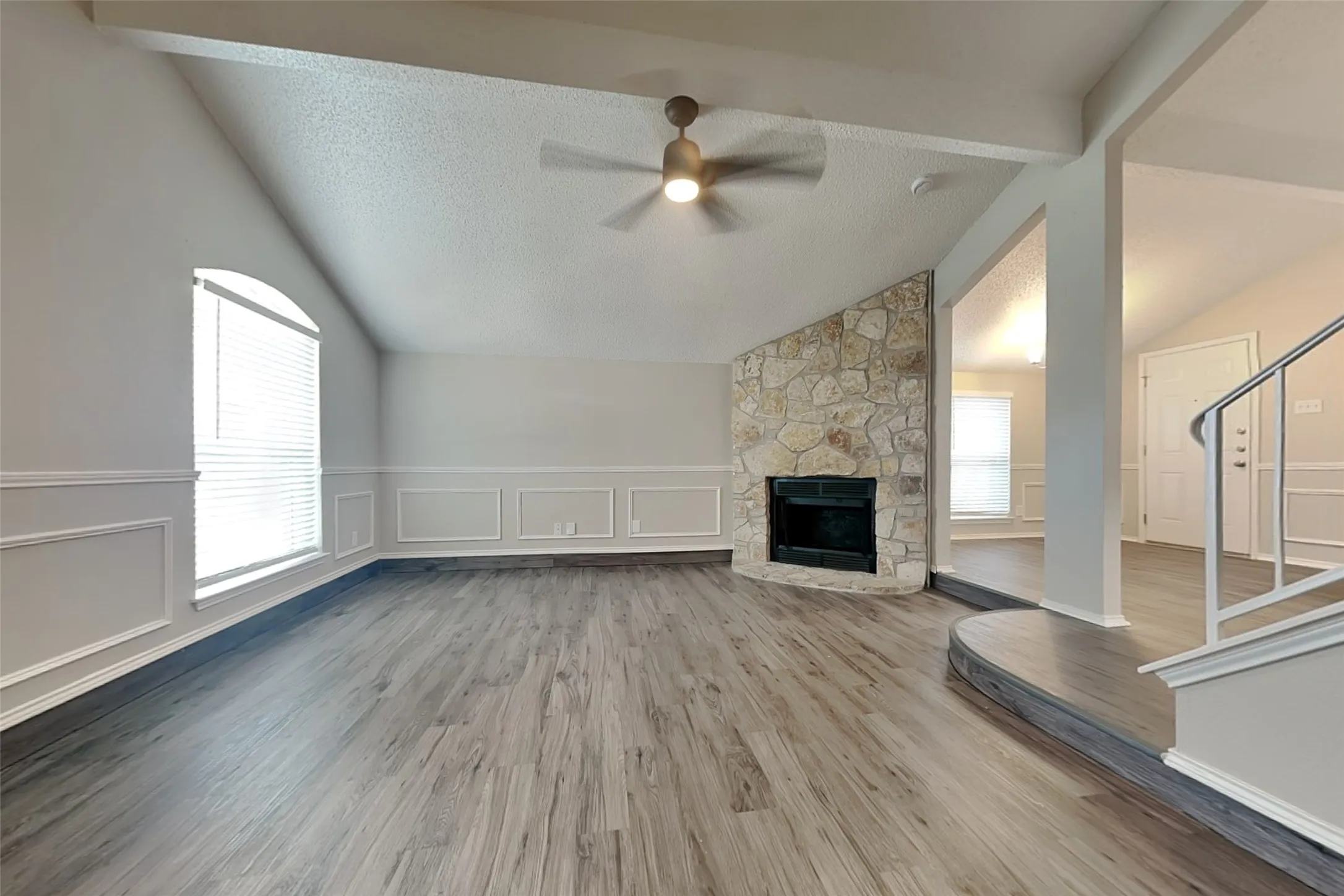 Single Family Residence For Rent in Tarrant County , 6011 Parkmeadow Drive, Arlington, Texas 76018, 4 Bedroom, 3 Bathroom, 2 Garage spaces, 1,796 Sqft, built in 1989, mls#21377575, Real Estate Agent in Arlington, Homes For Rent in Tarrant county, Homes For Rent in Arlington, Realtor in Arlington Texas, Real Estate Brokerage Independent Realty Texas, Luminita Cordes Realtor