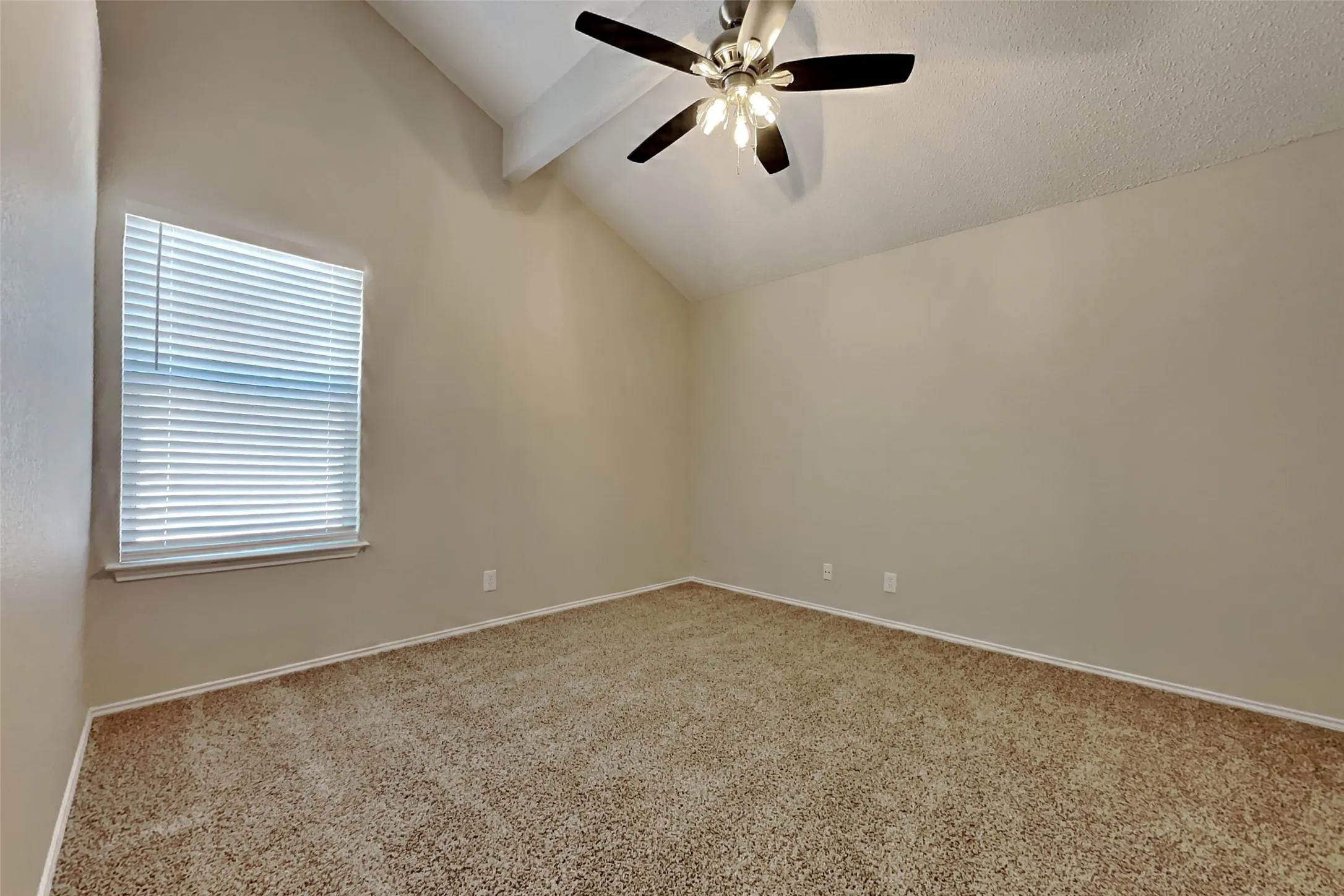Single Family Residence For Rent in Tarrant County , 6011 Parkmeadow Drive, Arlington, Texas 76018, 4 Bedroom, 3 Bathroom, 2 Garage spaces, 1,796 Sqft, built in 1989, mls#21377575, Real Estate Agent in Arlington, Homes For Rent in Tarrant county, Homes For Rent in Arlington, Realtor in Arlington Texas, Real Estate Brokerage Independent Realty Texas, Luminita Cordes Realtor