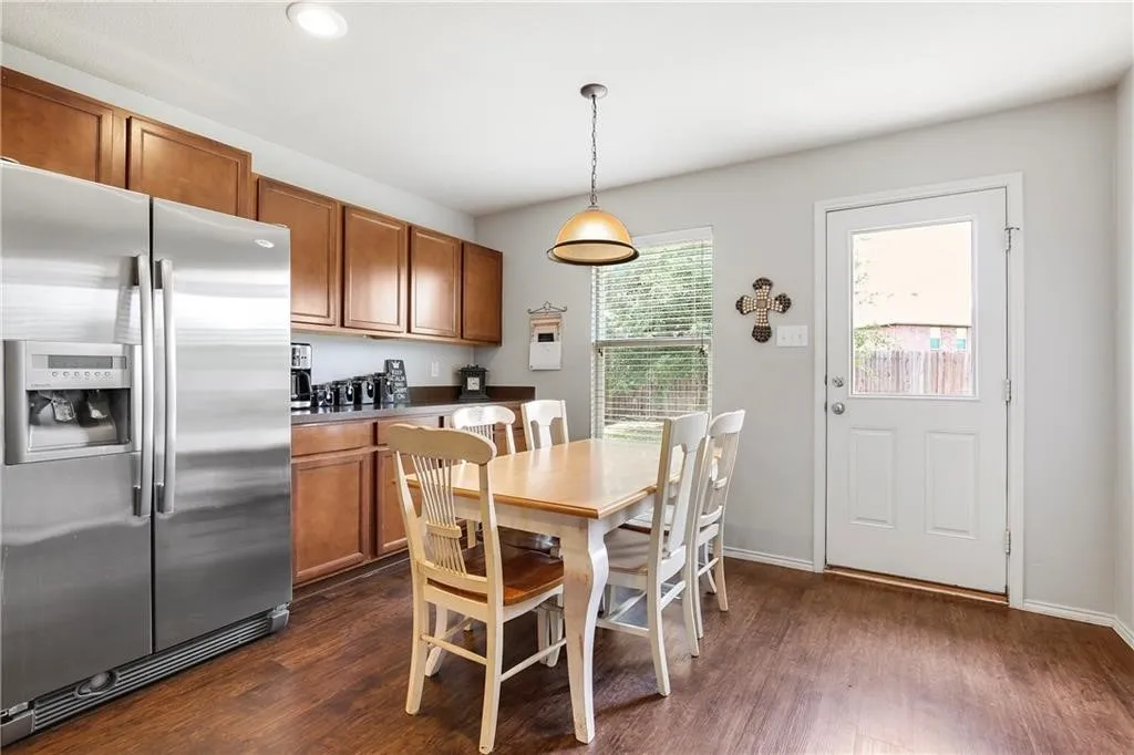 Single Family Residence For Rent in Rockwall County , 807 Windflower Drive, Fate, Texas 75087, 3 Bedroom, 2 Bathroom, 2 Garage spaces, 1,888 Sqft, built in 2009, mls#21377600, Real Estate Agent in Fate, Homes For Rent in Rockwall county, Homes For Rent in Fate, Realtor in Fate Texas, Real Estate Brokerage Independent Realty Texas, Luminita Cordes Realtor