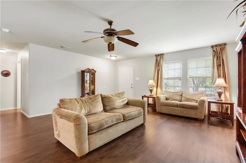 Single Family Residence For Rent in Rockwall County , 807 Windflower Drive, Fate, Texas 75087, 3 Bedroom, 2 Bathroom, 2 Garage spaces, 1,888 Sqft, built in 2009, mls#21377600, Real Estate Agent in Fate, Homes For Rent in Rockwall county, Homes For Rent in Fate, Realtor in Fate Texas, Real Estate Brokerage Independent Realty Texas, Luminita Cordes Realtor