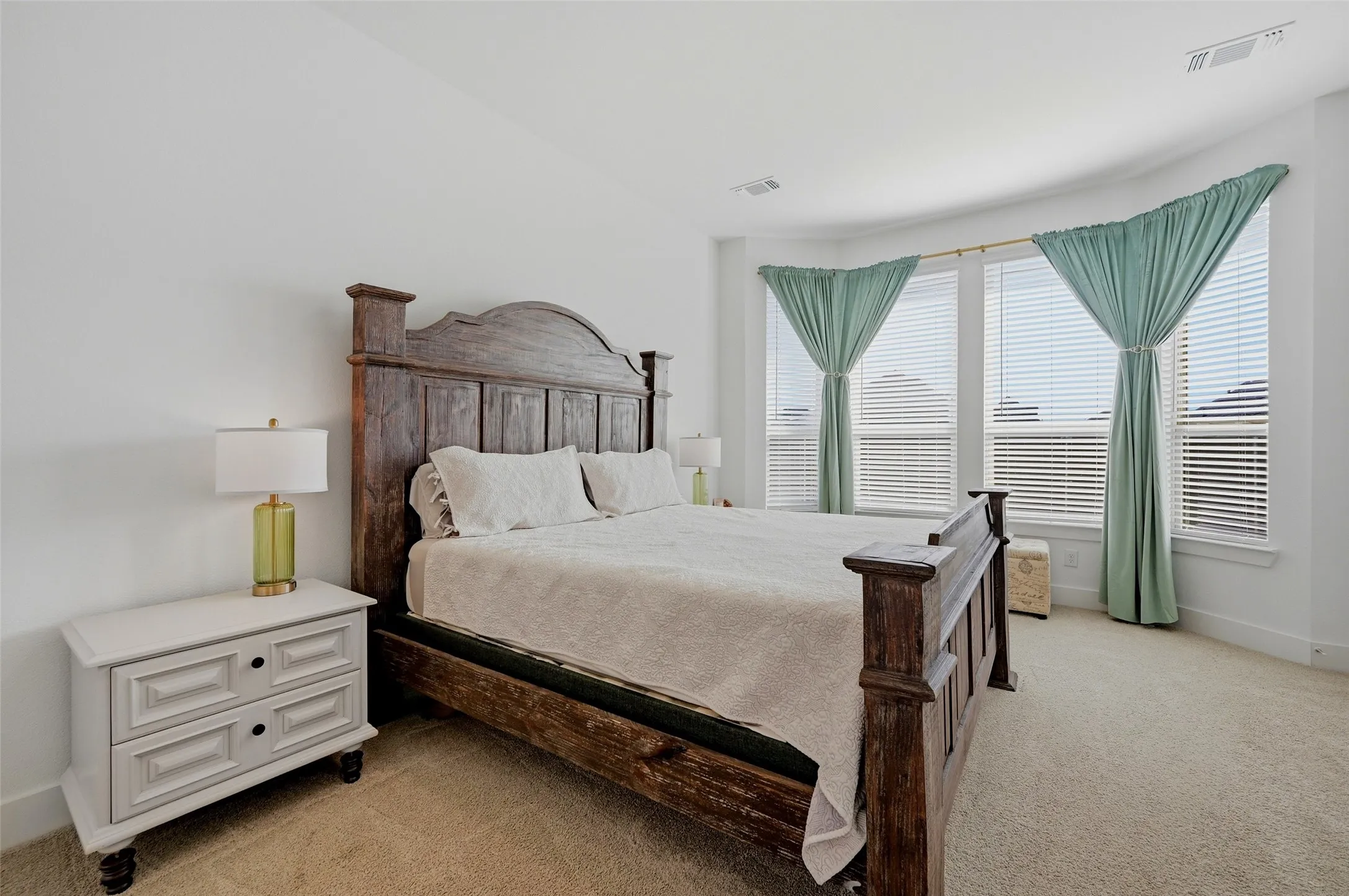 Single Family Residence For Sale in Grayson County , 3731 Cherry Hills Drive, Sherman, Texas 75090, 5 Bedroom, 6 Bathroom, 2 Garage spaces, 3,222 Sqft, built in 2023, mls#21377608, Real Estate Agent in Sherman, Homes For Sale in Grayson county, Homes For Sale in Sherman, Realtor in Sherman Texas, Real Estate Brokerage Independent Realty Texas, Luminita Cordes Realtor