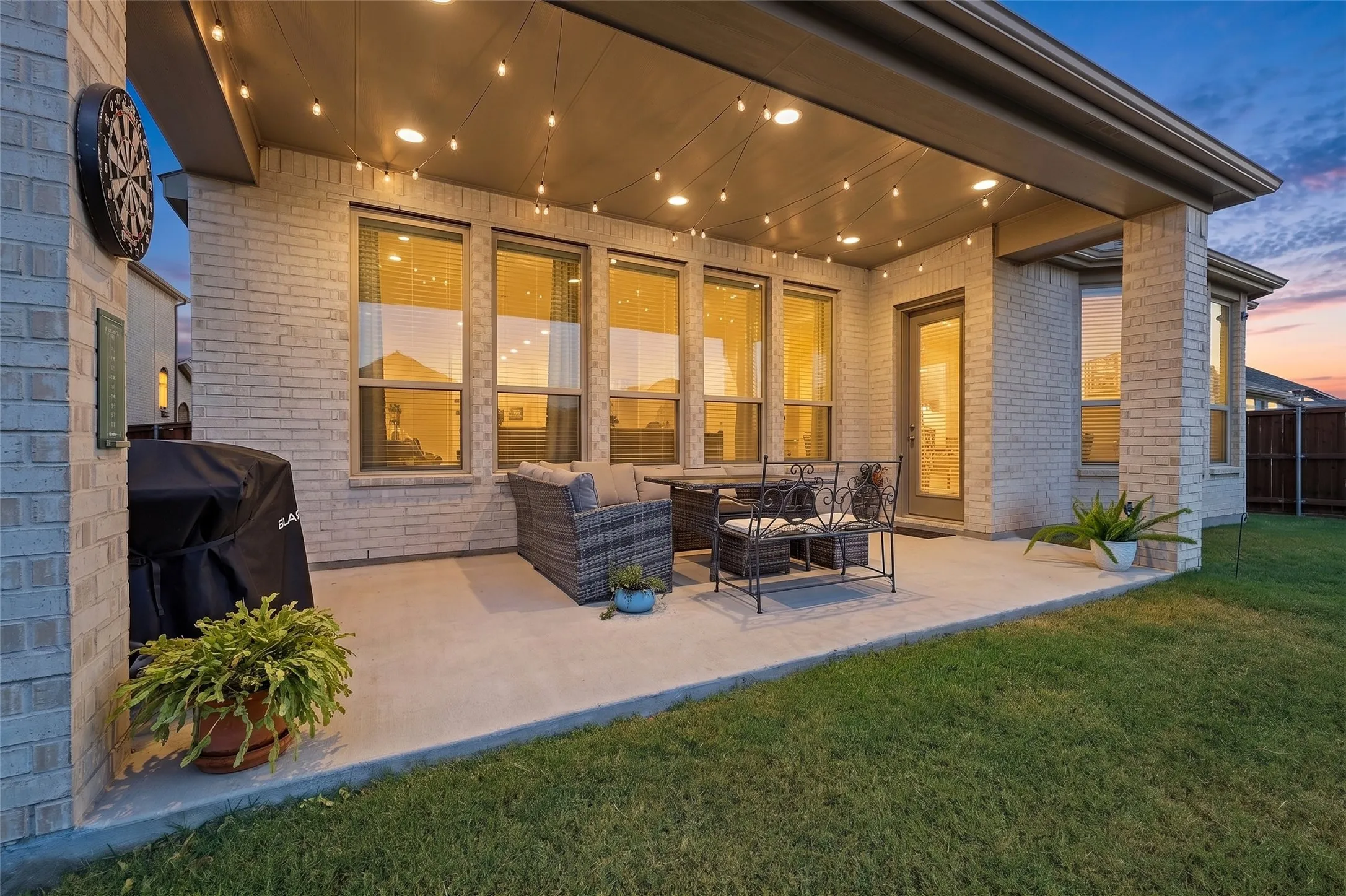 Single Family Residence For Sale in Grayson County , 3731 Cherry Hills Drive, Sherman, Texas 75090, 5 Bedroom, 6 Bathroom, 2 Garage spaces, 3,222 Sqft, built in 2023, mls#21377608, Real Estate Agent in Sherman, Homes For Sale in Grayson county, Homes For Sale in Sherman, Realtor in Sherman Texas, Real Estate Brokerage Independent Realty Texas, Luminita Cordes Realtor