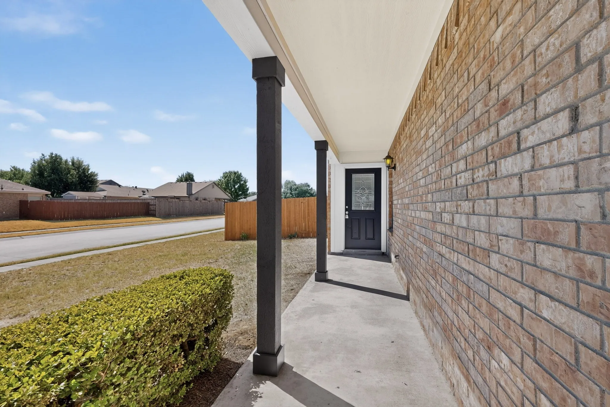 Single Family Residence For Sale in Denton County , 8924 Wagon Trail, Cross Roads, Texas 76227, 3 Bedroom, 2 Bathroom, 2 Garage spaces, 1,378 Sqft, built in 2004, mls#21377239, Real Estate Agent in Cross Roads, Homes For Sale in Denton county, Homes For Sale in Cross Roads, Realtor in Cross Roads Texas, Real Estate Brokerage Independent Realty Texas, Luminita Cordes Realtor