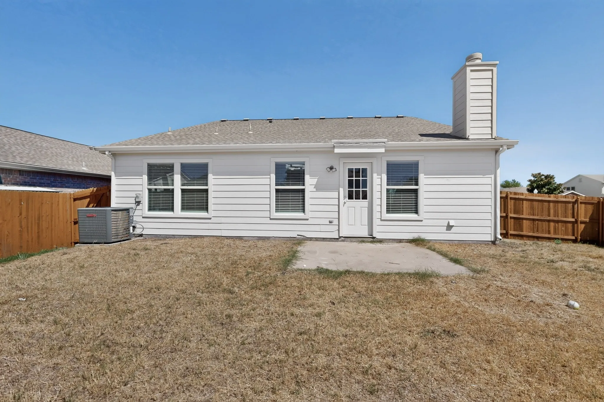 Single Family Residence For Sale in Denton County , 8924 Wagon Trail, Cross Roads, Texas 76227, 3 Bedroom, 2 Bathroom, 2 Garage spaces, 1,378 Sqft, built in 2004, mls#21377239, Real Estate Agent in Cross Roads, Homes For Sale in Denton county, Homes For Sale in Cross Roads, Realtor in Cross Roads Texas, Real Estate Brokerage Independent Realty Texas, Luminita Cordes Realtor