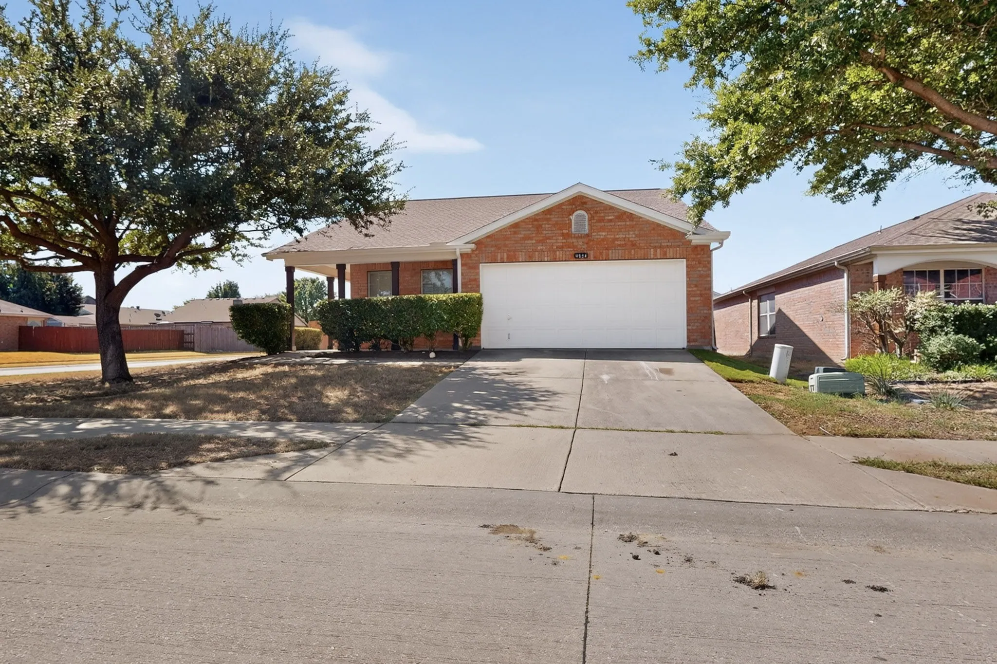 Single Family Residence For Sale in Denton County , 8924 Wagon Trail, Cross Roads, Texas 76227, 3 Bedroom, 2 Bathroom, 2 Garage spaces, 1,378 Sqft, built in 2004, mls#21377239, Real Estate Agent in Cross Roads, Homes For Sale in Denton county, Homes For Sale in Cross Roads, Realtor in Cross Roads Texas, Real Estate Brokerage Independent Realty Texas, Luminita Cordes Realtor