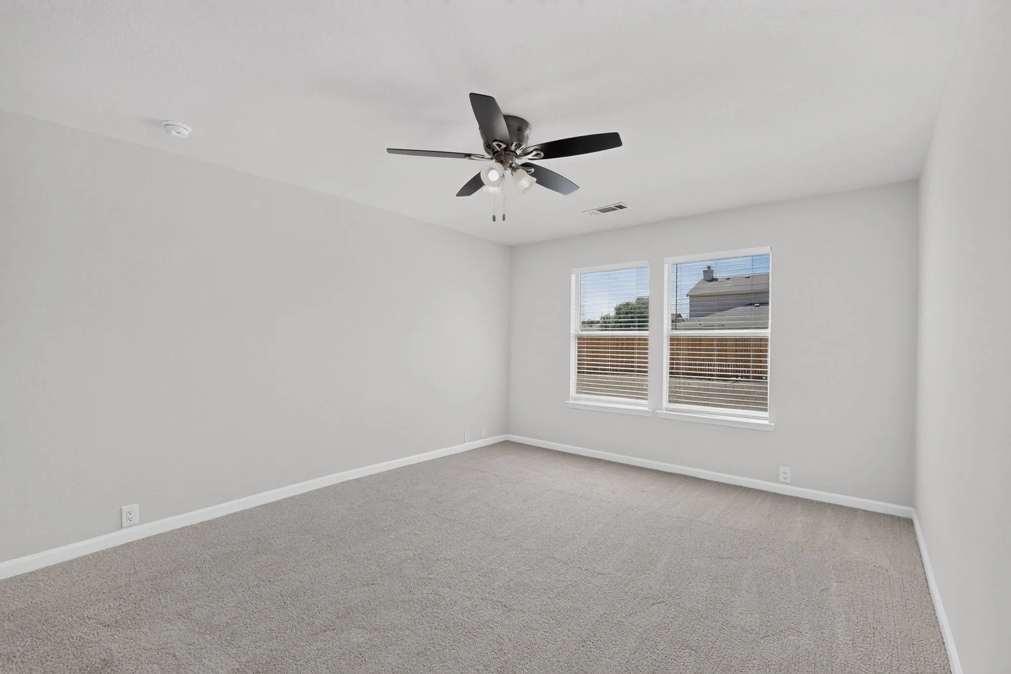 Single Family Residence For Sale in Denton County , 8924 Wagon Trail, Cross Roads, Texas 76227, 3 Bedroom, 2 Bathroom, 2 Garage spaces, 1,378 Sqft, built in 2004, mls#21377239, Real Estate Agent in Cross Roads, Homes For Sale in Denton county, Homes For Sale in Cross Roads, Realtor in Cross Roads Texas, Real Estate Brokerage Independent Realty Texas, Luminita Cordes Realtor