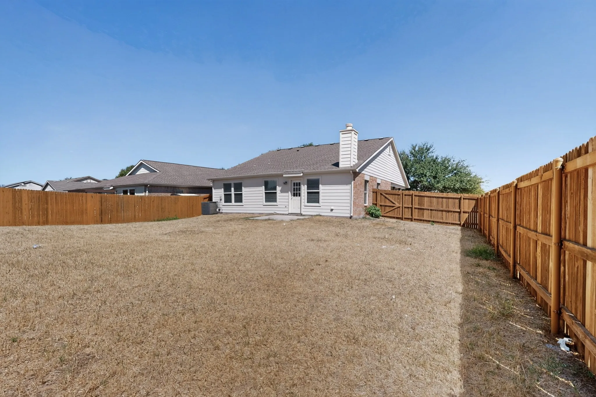 Single Family Residence For Sale in Denton County , 8924 Wagon Trail, Cross Roads, Texas 76227, 3 Bedroom, 2 Bathroom, 2 Garage spaces, 1,378 Sqft, built in 2004, mls#21377239, Real Estate Agent in Cross Roads, Homes For Sale in Denton county, Homes For Sale in Cross Roads, Realtor in Cross Roads Texas, Real Estate Brokerage Independent Realty Texas, Luminita Cordes Realtor