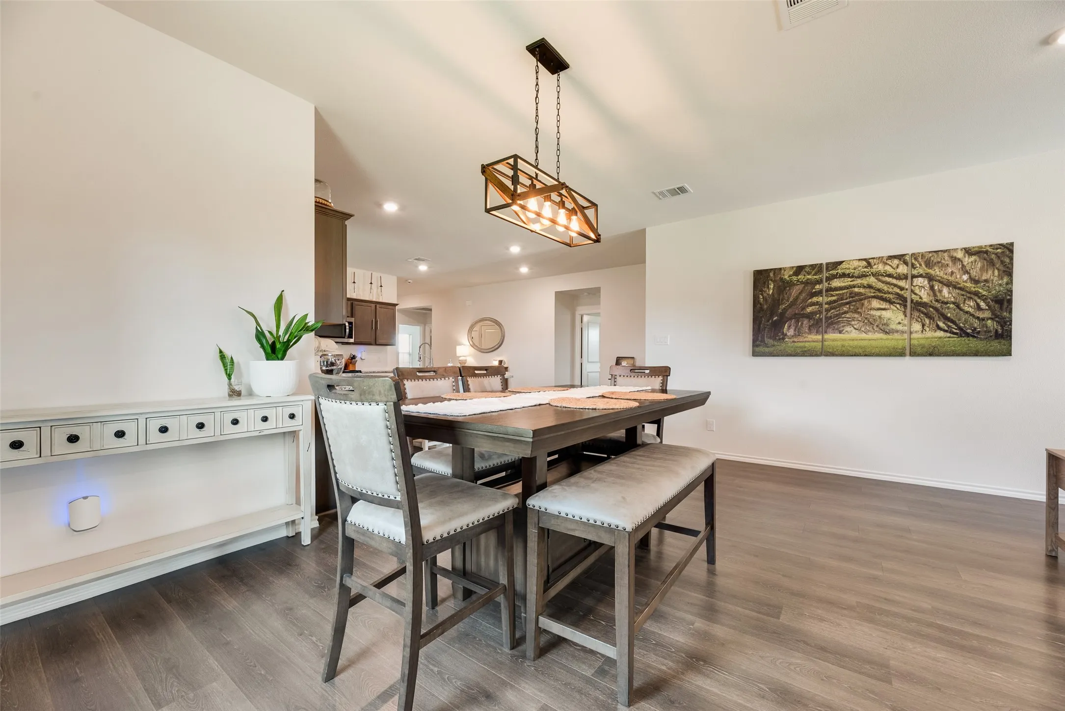 Single Family Residence For Sale in Kaufman County , 4301 Pyramid Drive, Forney, Texas 75126, 4 Bedroom, 2 Bathroom, 2 Garage spaces, 2,079 Sqft, built in 2020, mls#21372873, Real Estate Agent in Forney, Homes For Sale in Kaufman county, Homes For Sale in Forney, Realtor in Forney Texas, Real Estate Brokerage Independent Realty Texas, Luminita Cordes Realtor