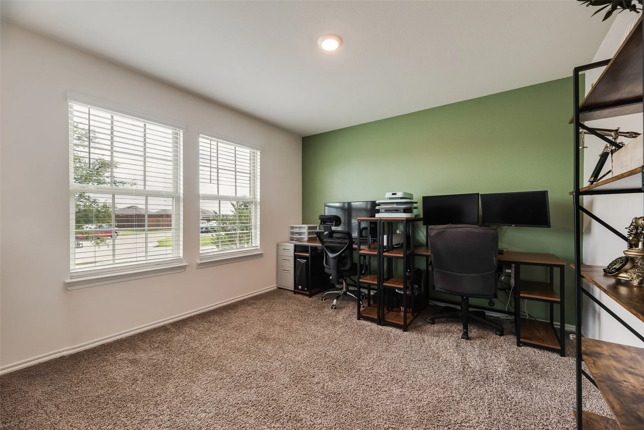 Single Family Residence For Sale in Kaufman County , 4301 Pyramid Drive, Forney, Texas 75126, 4 Bedroom, 2 Bathroom, 2 Garage spaces, 2,079 Sqft, built in 2020, mls#21372873, Real Estate Agent in Forney, Homes For Sale in Kaufman county, Homes For Sale in Forney, Realtor in Forney Texas, Real Estate Brokerage Independent Realty Texas, Luminita Cordes Realtor