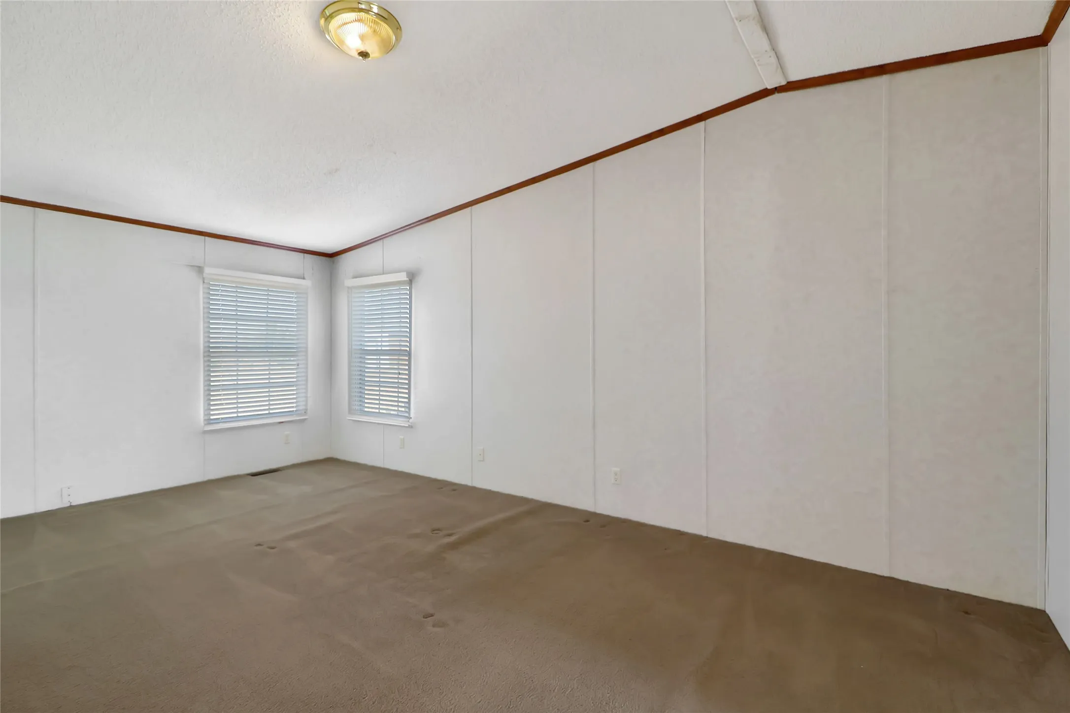 Manufactured Home For Sale in Denton County , 12981 Heather Brook Road, Justin, Texas 76247, 4 Bedroom, 2 Bathroom, Garage spaces, 2,432 Sqft, built in 2001, mls#21377617, Real Estate Agent in Justin, Homes For Sale in Denton county, Homes For Sale in Justin, Realtor in Justin Texas, Real Estate Brokerage Independent Realty Texas, Luminita Cordes Realtor