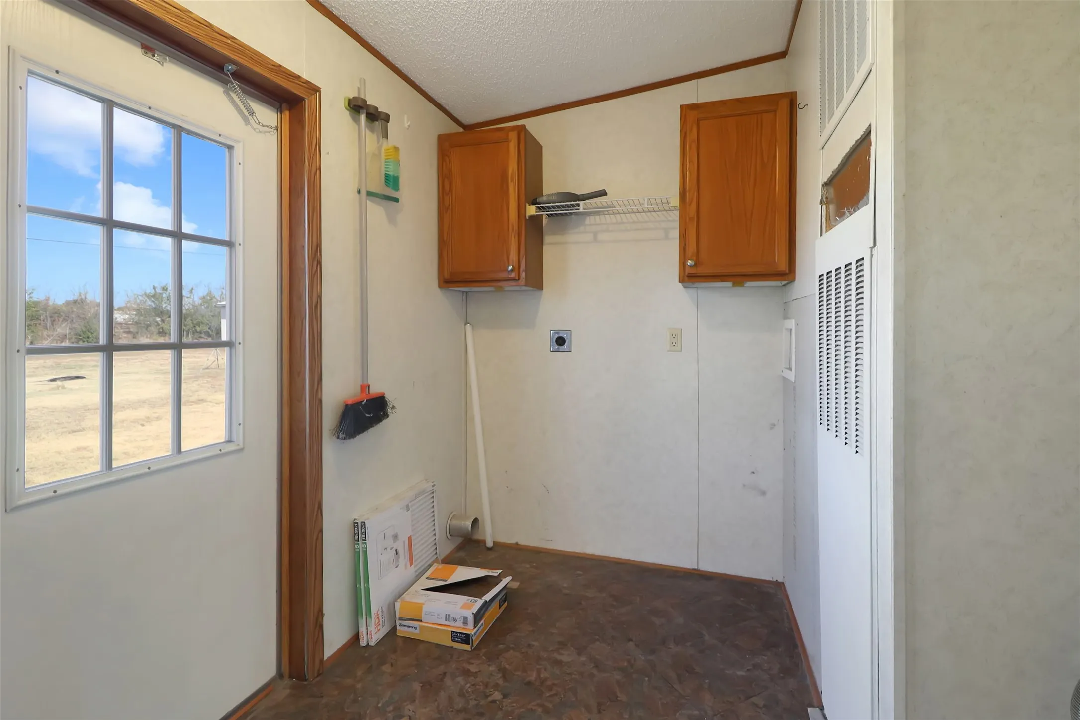 Manufactured Home For Sale in Denton County , 12981 Heather Brook Road, Justin, Texas 76247, 4 Bedroom, 2 Bathroom, Garage spaces, 2,432 Sqft, built in 2001, mls#21377617, Real Estate Agent in Justin, Homes For Sale in Denton county, Homes For Sale in Justin, Realtor in Justin Texas, Real Estate Brokerage Independent Realty Texas, Luminita Cordes Realtor