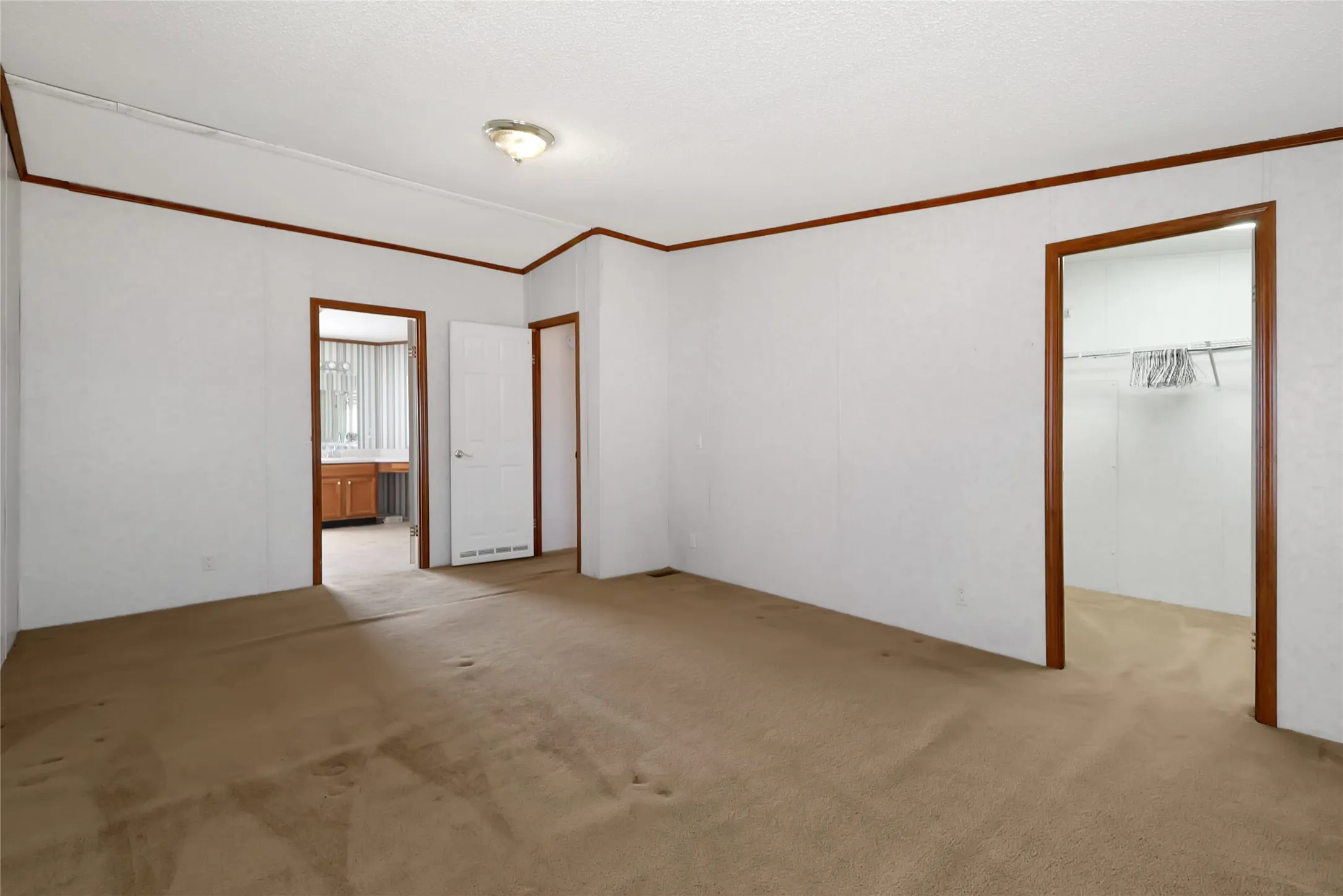 Manufactured Home For Sale in Denton County , 12981 Heather Brook Road, Justin, Texas 76247, 4 Bedroom, 2 Bathroom, Garage spaces, 2,432 Sqft, built in 2001, mls#21377617, Real Estate Agent in Justin, Homes For Sale in Denton county, Homes For Sale in Justin, Realtor in Justin Texas, Real Estate Brokerage Independent Realty Texas, Luminita Cordes Realtor