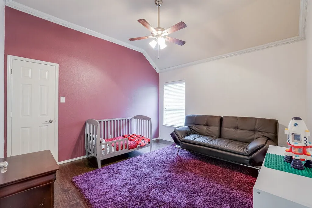Single Family Residence For Sale in Tarrant County , 2815 Fox Creek Trail, Arlington, Texas 76017, 3 Bedroom, 2 Bathroom, 2 Garage spaces, 2,489 Sqft, built in 2009, mls#21377271, Real Estate Agent in Arlington, Homes For Sale in Tarrant county, Homes For Sale in Arlington, Realtor in Arlington Texas, Real Estate Brokerage Independent Realty Texas, Luminita Cordes Realtor