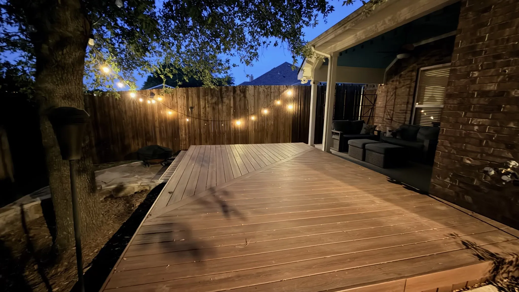 Single Family Residence For Sale in Tarrant County , 2815 Fox Creek Trail, Arlington, Texas 76017, 3 Bedroom, 2 Bathroom, 2 Garage spaces, 2,489 Sqft, built in 2009, mls#21377271, Real Estate Agent in Arlington, Homes For Sale in Tarrant county, Homes For Sale in Arlington, Realtor in Arlington Texas, Real Estate Brokerage Independent Realty Texas, Luminita Cordes Realtor