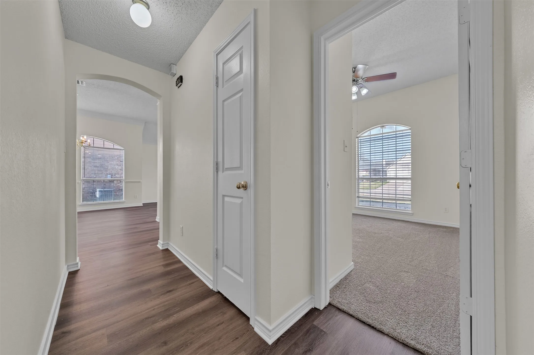 Single Family Residence For Rent in Tarrant County , 2202 Richmond Circle, Mansfield, Texas 76063, 4 Bedroom, 2 Bathroom, 2 Garage spaces, 2,321 Sqft, built in 1997, mls#21376242, Real Estate Agent in Mansfield, Homes For Rent in Tarrant county, Homes For Rent in Mansfield, Realtor in Mansfield Texas, Real Estate Brokerage Independent Realty Texas, Luminita Cordes Realtor