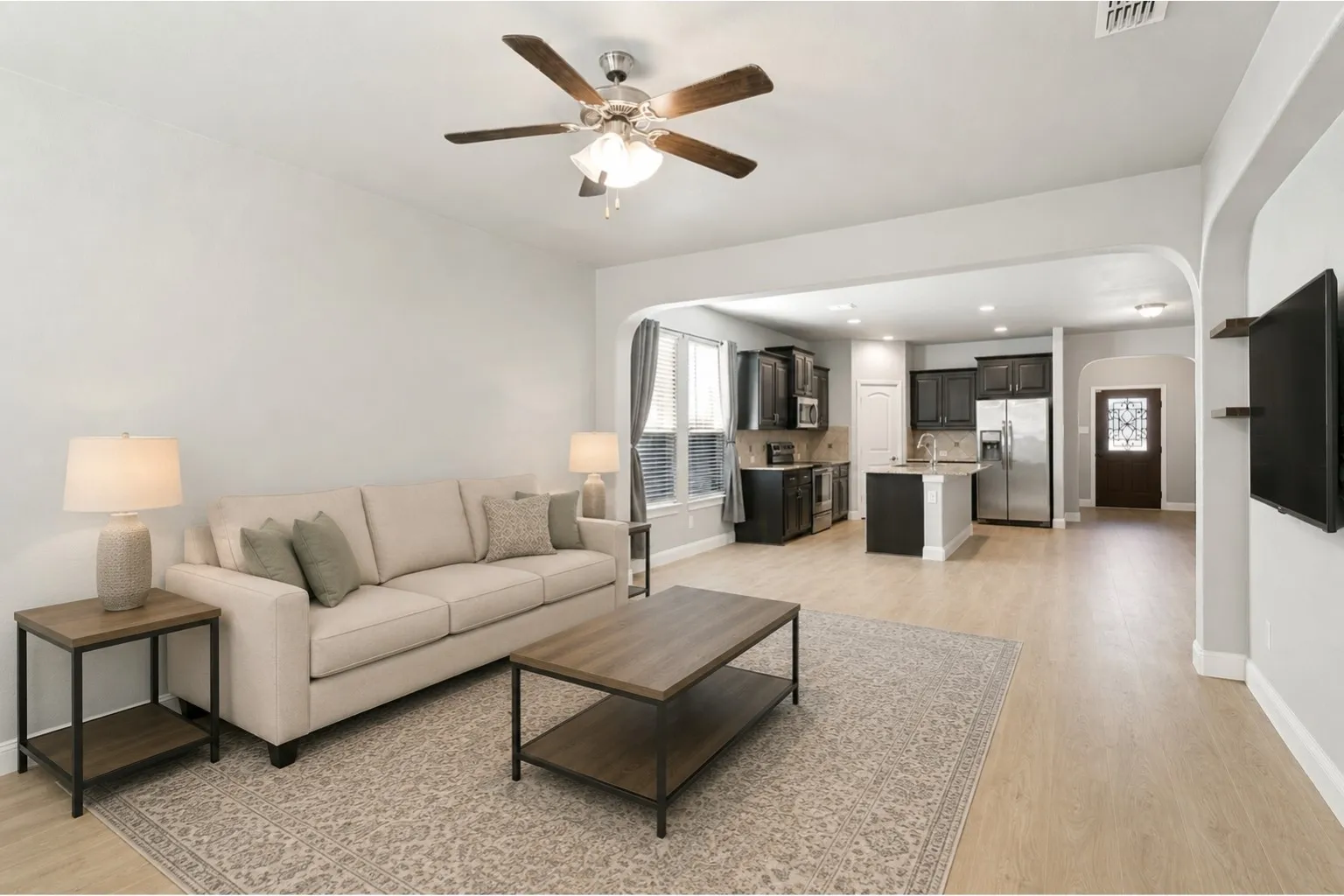 Single Family Residence For Sale in Tarrant County , 809 Key Deer Drive, Fort Worth, Texas 76028, 3 Bedroom, 2 Bathroom, 2 Garage spaces, 1,736 Sqft, built in 2019, mls#21376853, Real Estate Agent in Fort Worth, Homes For Sale in Tarrant county, Homes For Sale in Fort Worth, Realtor in Fort Worth Texas, Real Estate Brokerage Independent Realty Texas, Luminita Cordes Realtor