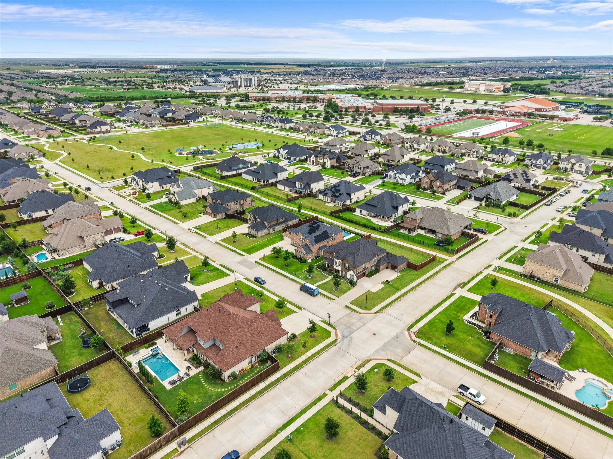 Single Family Residence For Sale in Collin County , 701 Featherstone Lane, Prosper, Texas 75078, 6 Bedroom, 4 Bathroom, 4 Garage spaces, 4,950 Sqft, built in 2020, mls#21375803, Real Estate Agent in Prosper, Homes For Sale in Collin county, Homes For Sale in Prosper, Realtor in Prosper Texas, Real Estate Brokerage Independent Realty Texas, Luminita Cordes Realtor