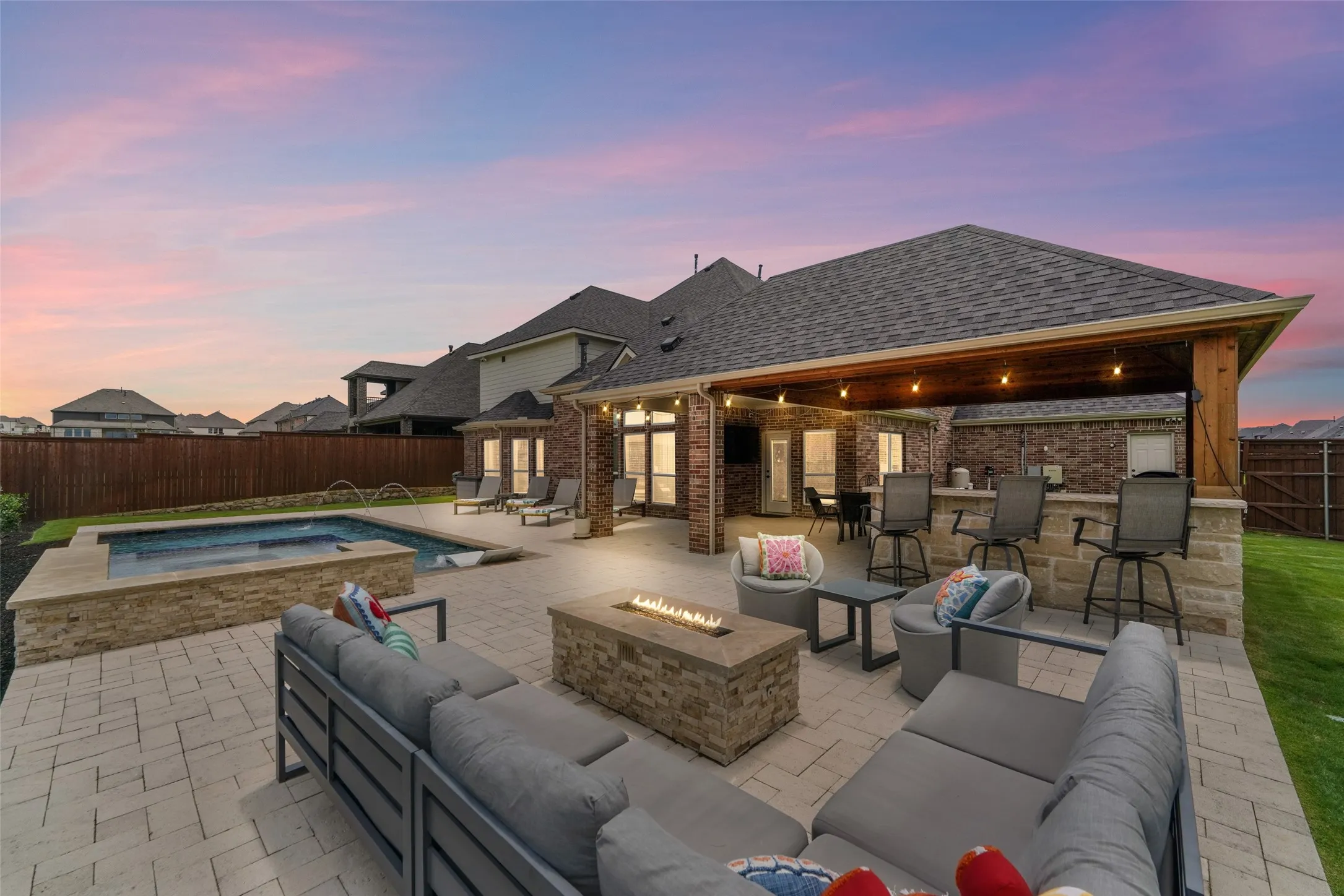 Built by Robertson Pools - Outdoor Living And Entertaining